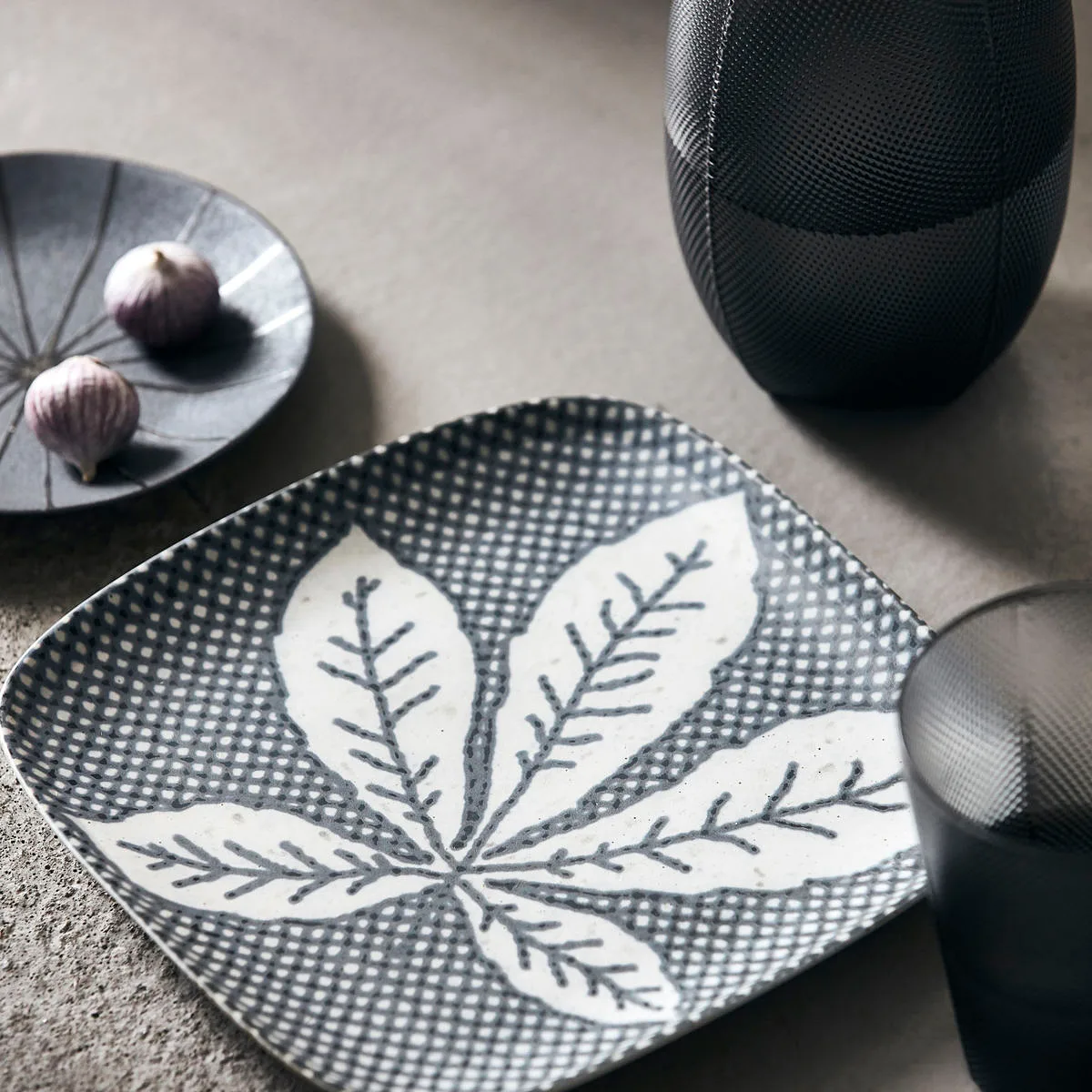 Plato Chestnut 21,6 cm, gris-azul House Doctor