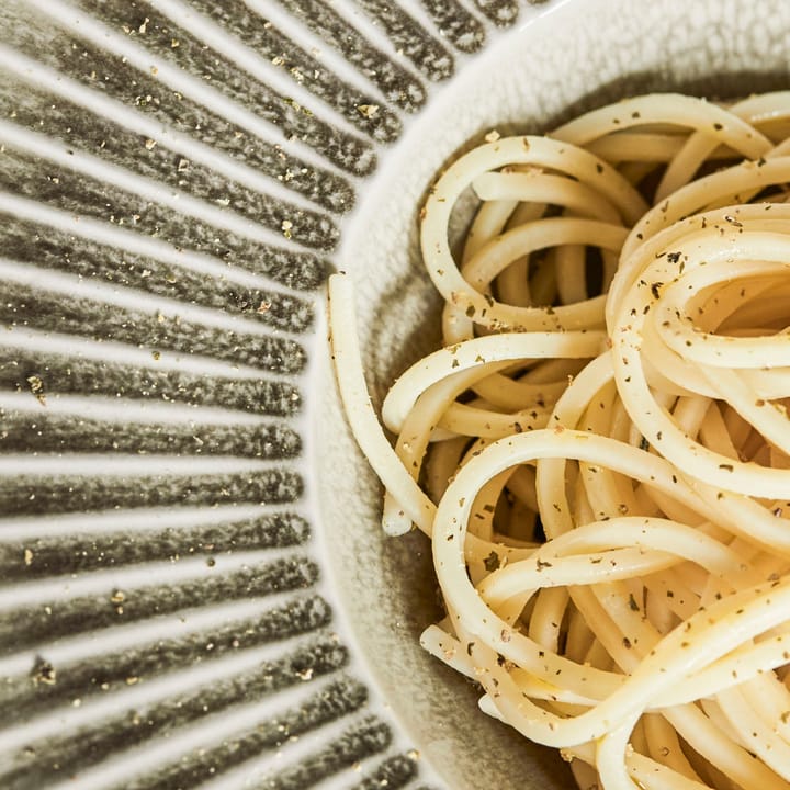 Plato de pasta Pleat Ø26 cm, Gris-marrón House Doctor