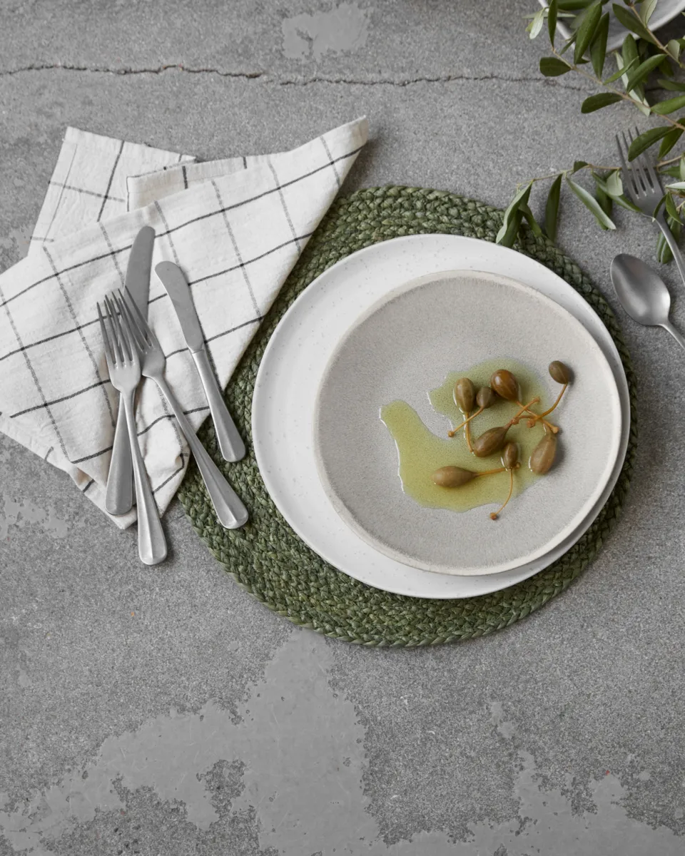 Plato More Ø23 cm, Gris House Doctor