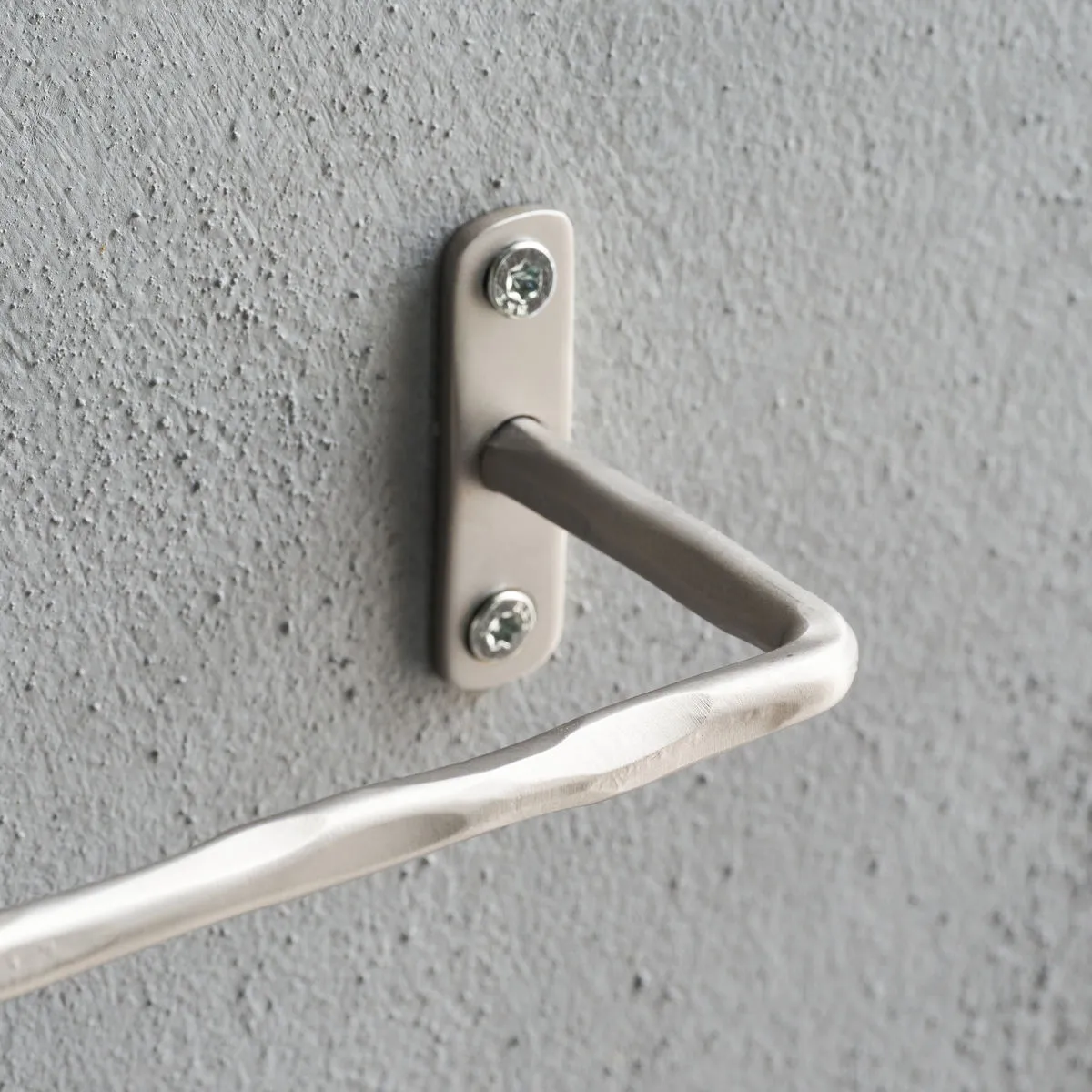 Portarrollos de papel higiénico Welo, Plata cepillada House Doctor