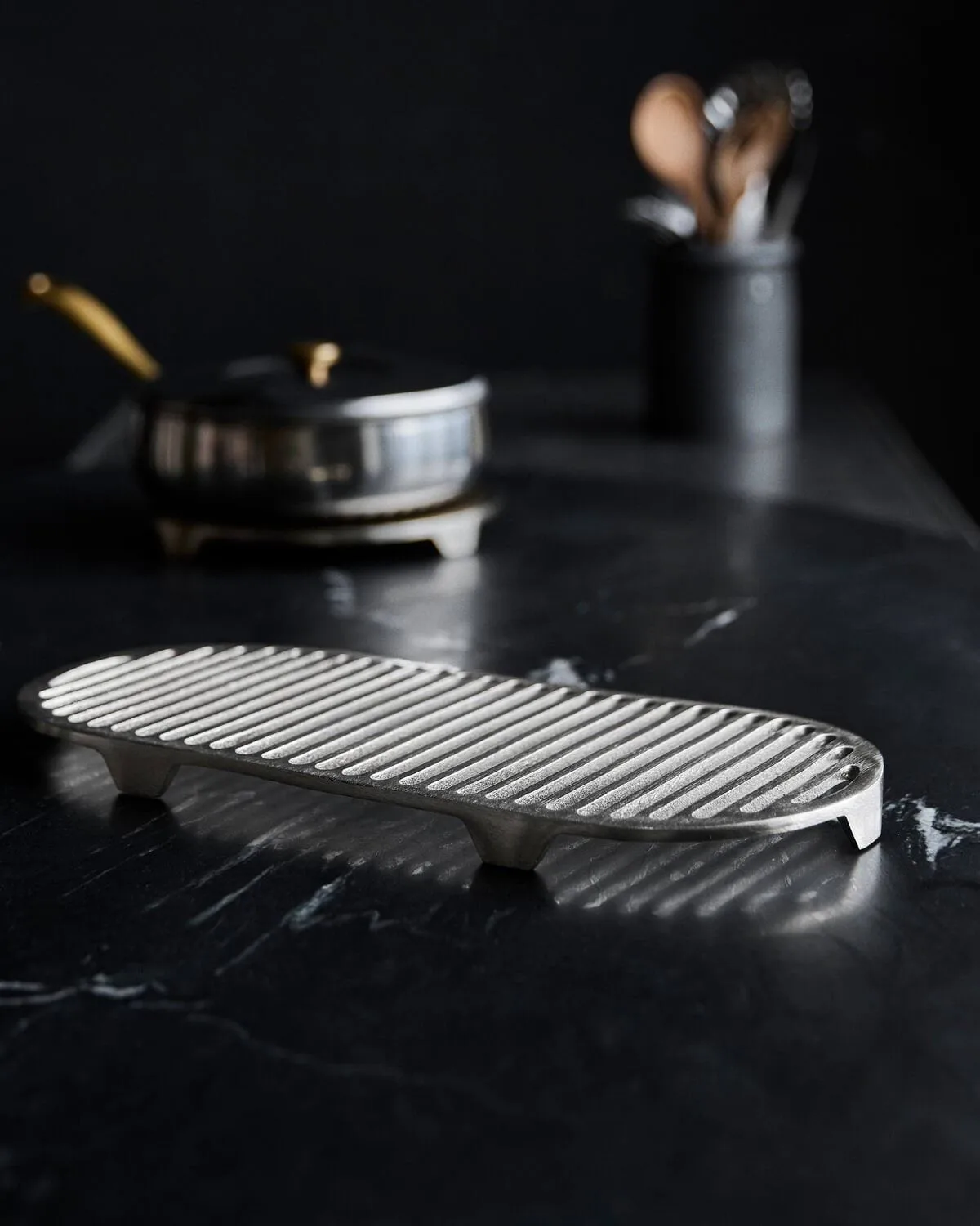 Posavasos Esme, Plata cepillada, 35,5x16 cm House Doctor