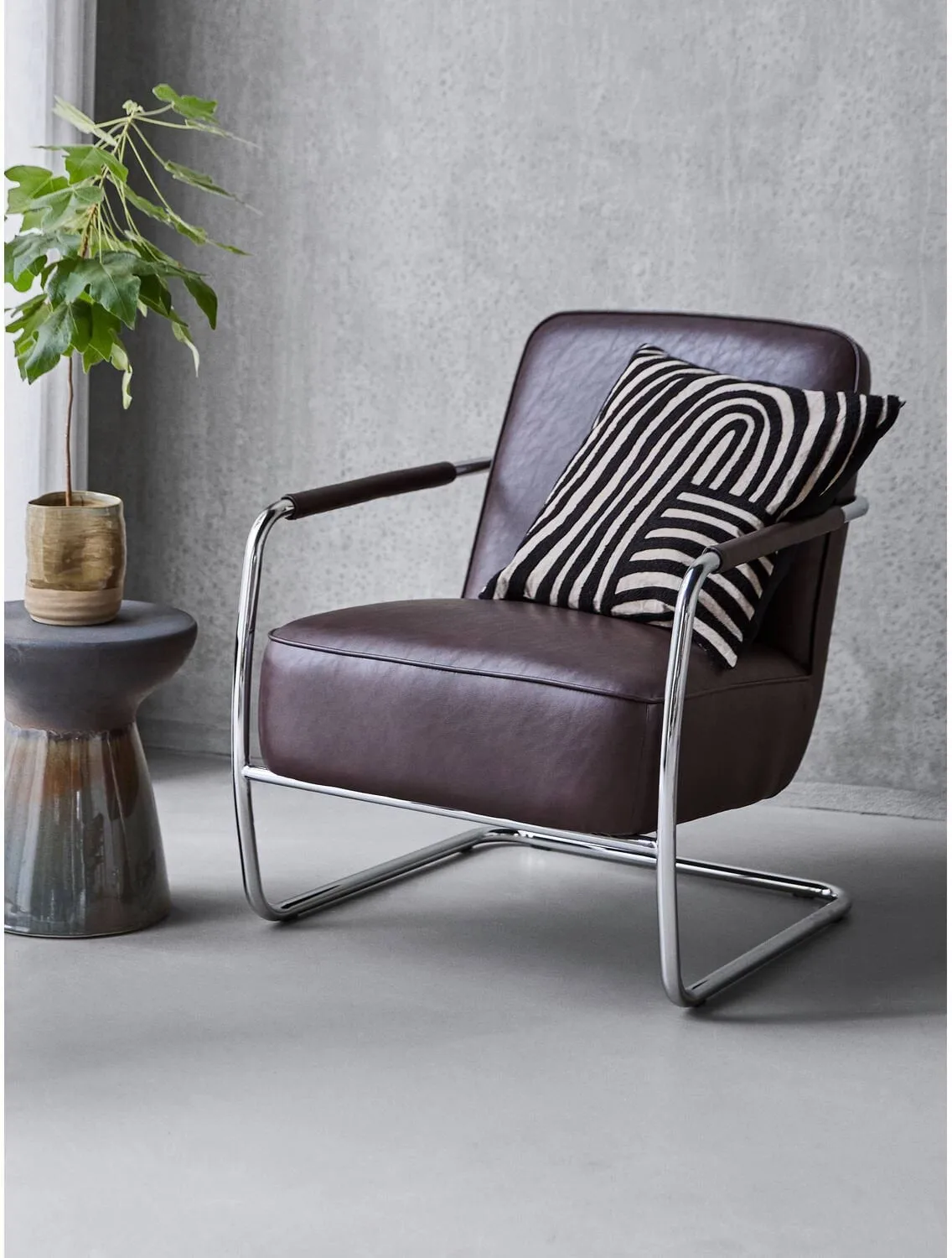 Sillón lounge Comma, Moras, cromo House Doctor