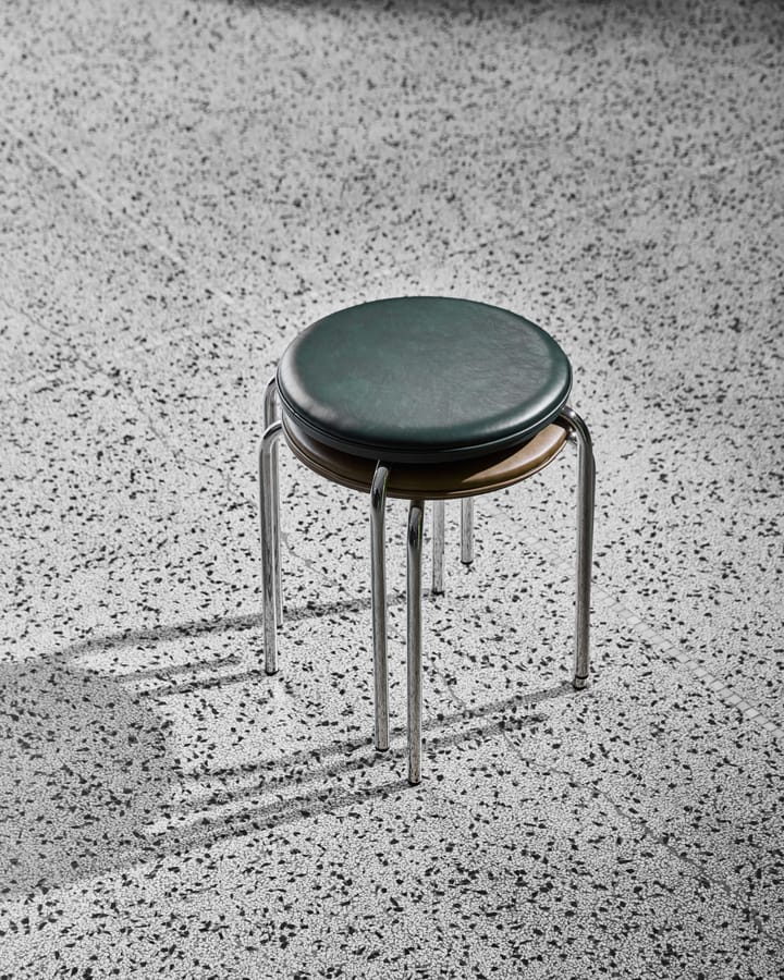 Taburete Comma, Verde oscuro House Doctor