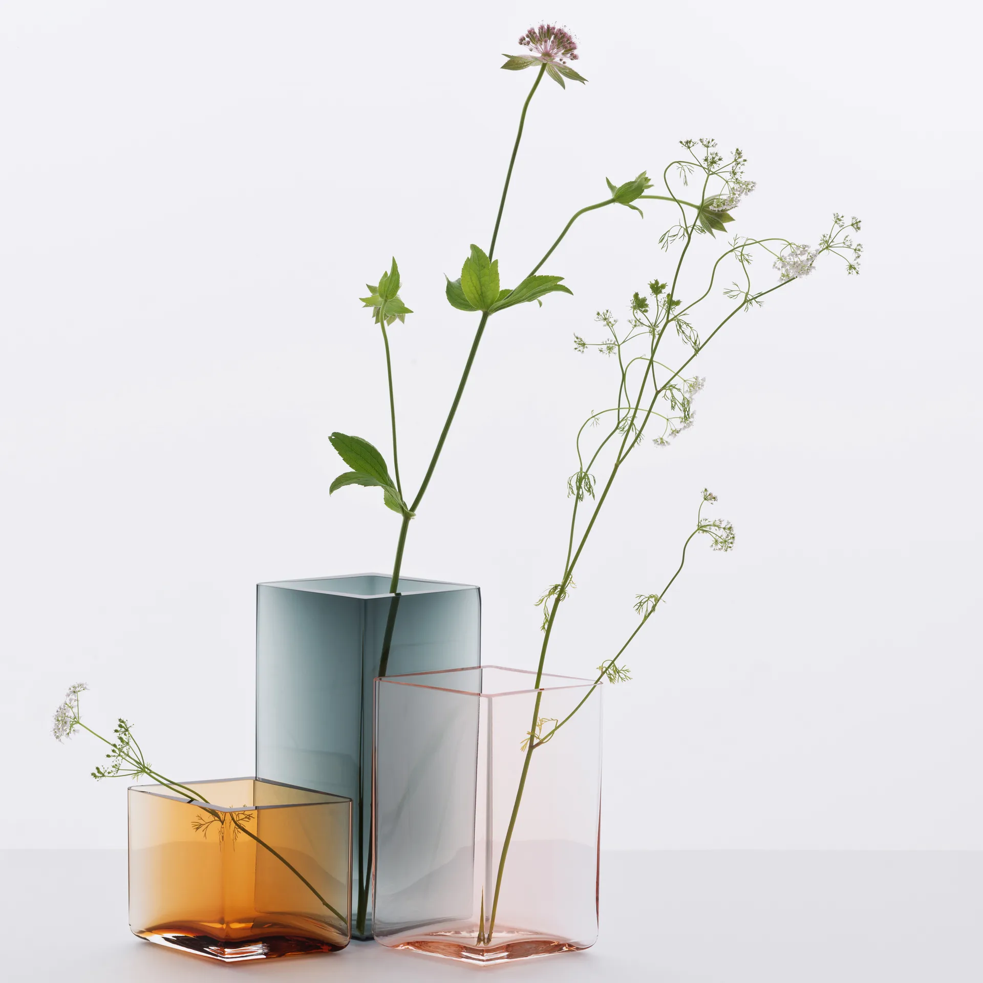 Jarrón Ruutu 11,5 x 18 cm, gris Iittala