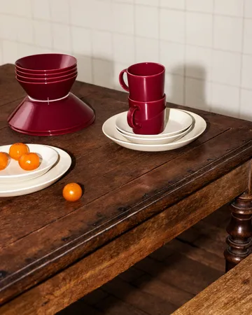 Plato hondo Teema - Cereza - Iittala
