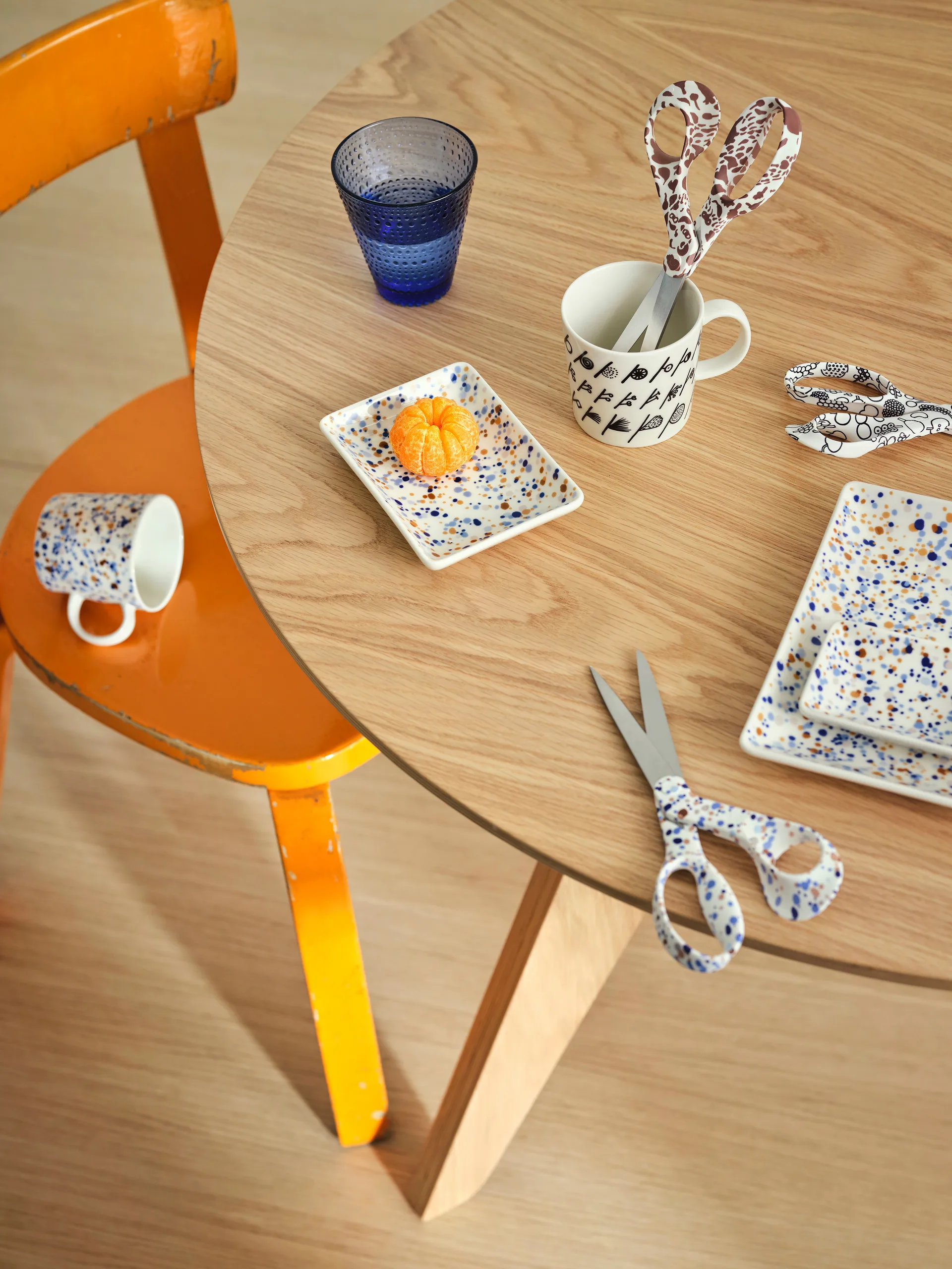 Taza Oiva Toikka Helle 40 cl, azul-marrón Iittala