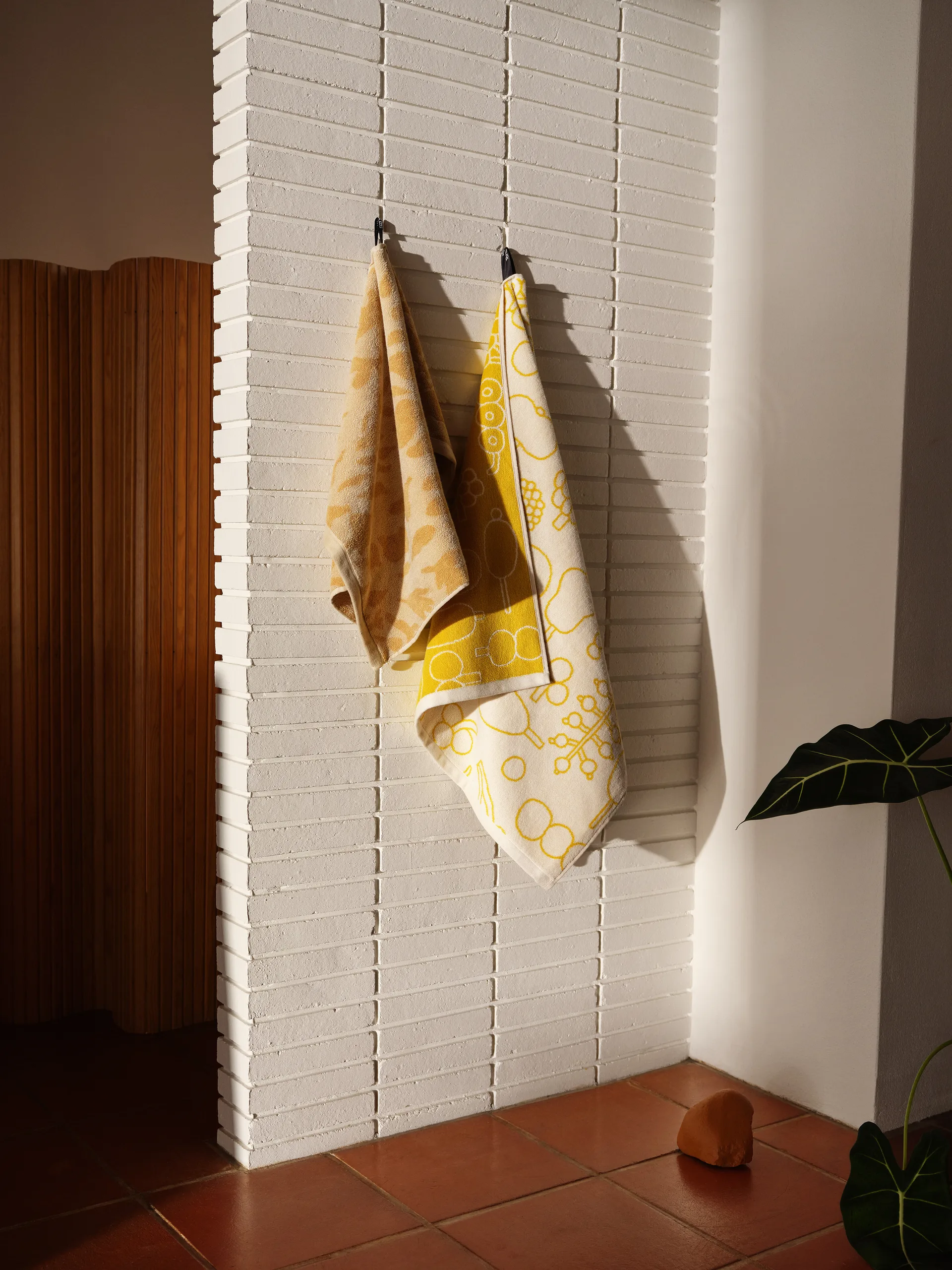 Toalla de baño Oiva Toikka Frutta 70x140 cm, amarillo Iittala