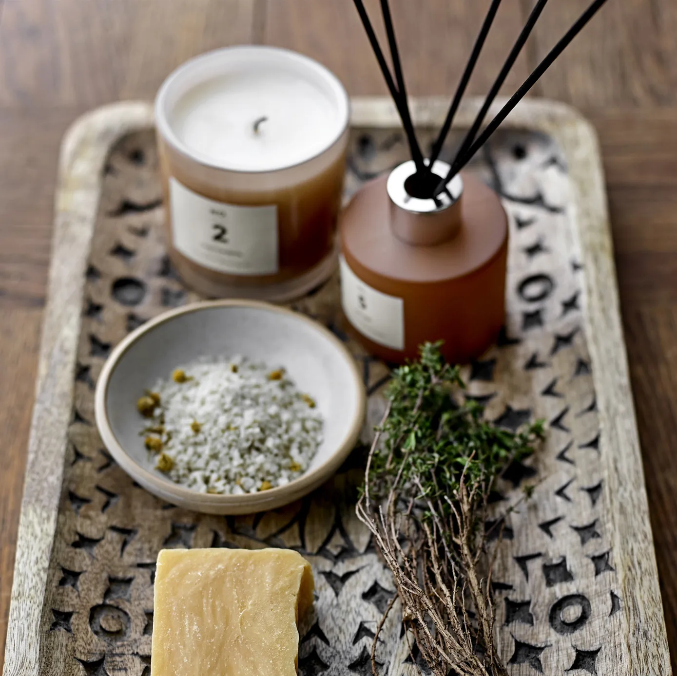 Difusor con varillas NO. 6 Sequoia, 100 ml Illume x Bloomingville