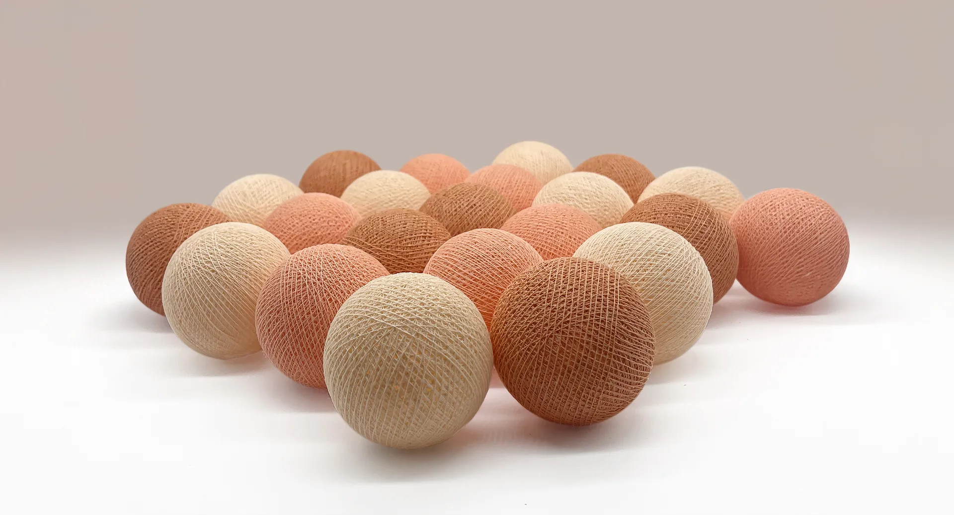 Guirnalda de luces Irislights, Peach, 20 bolas Irislights