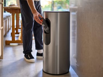Joseph Joseph Arc cubo de pedal 30 L - Stainless steel - Joseph Joseph