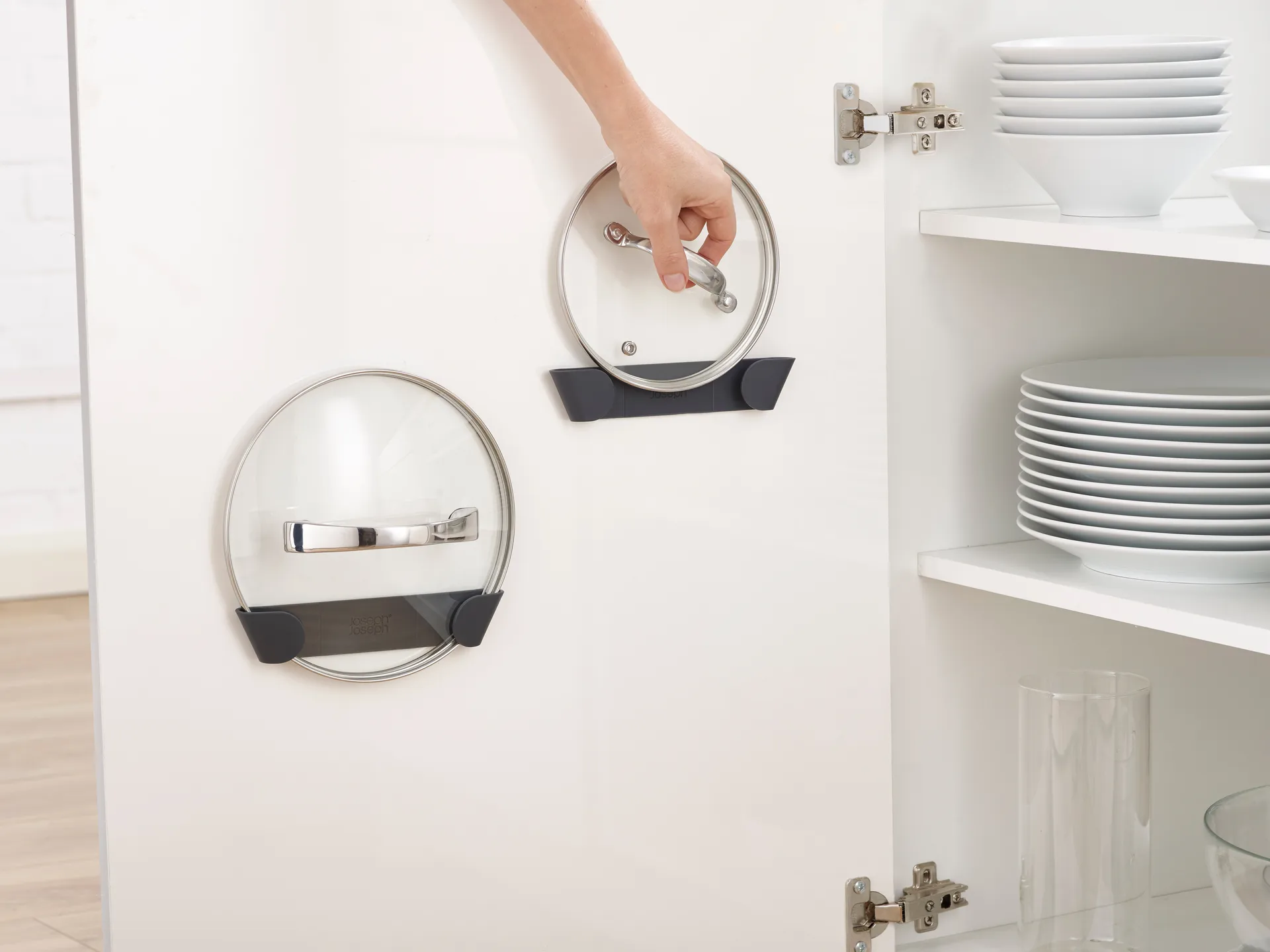 Set de sujeciones para tapas Cupboardstore 4 uds, Gris Joseph Joseph