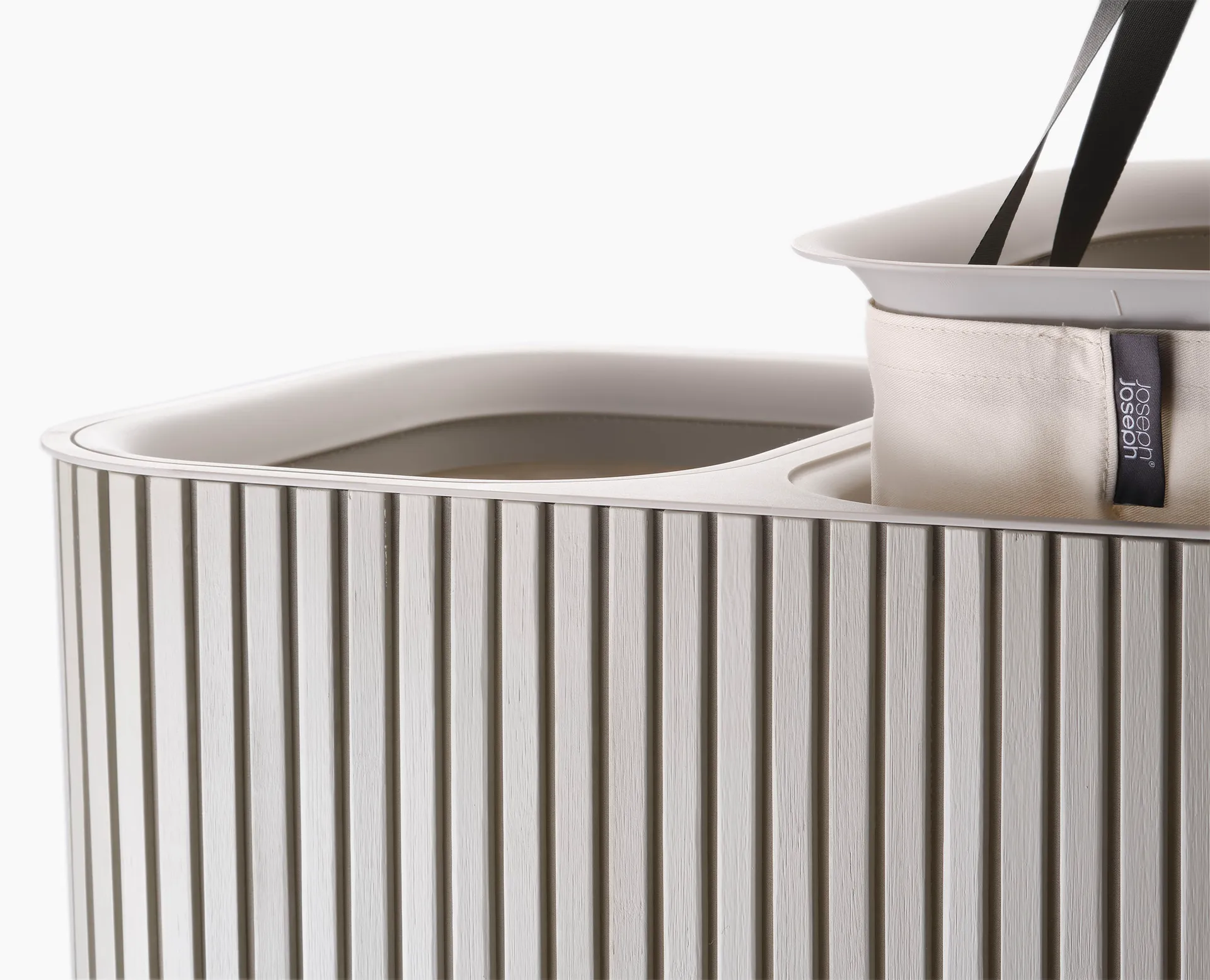 Tota Luxe cesta de ropa 90 L, Ecru Joseph Joseph