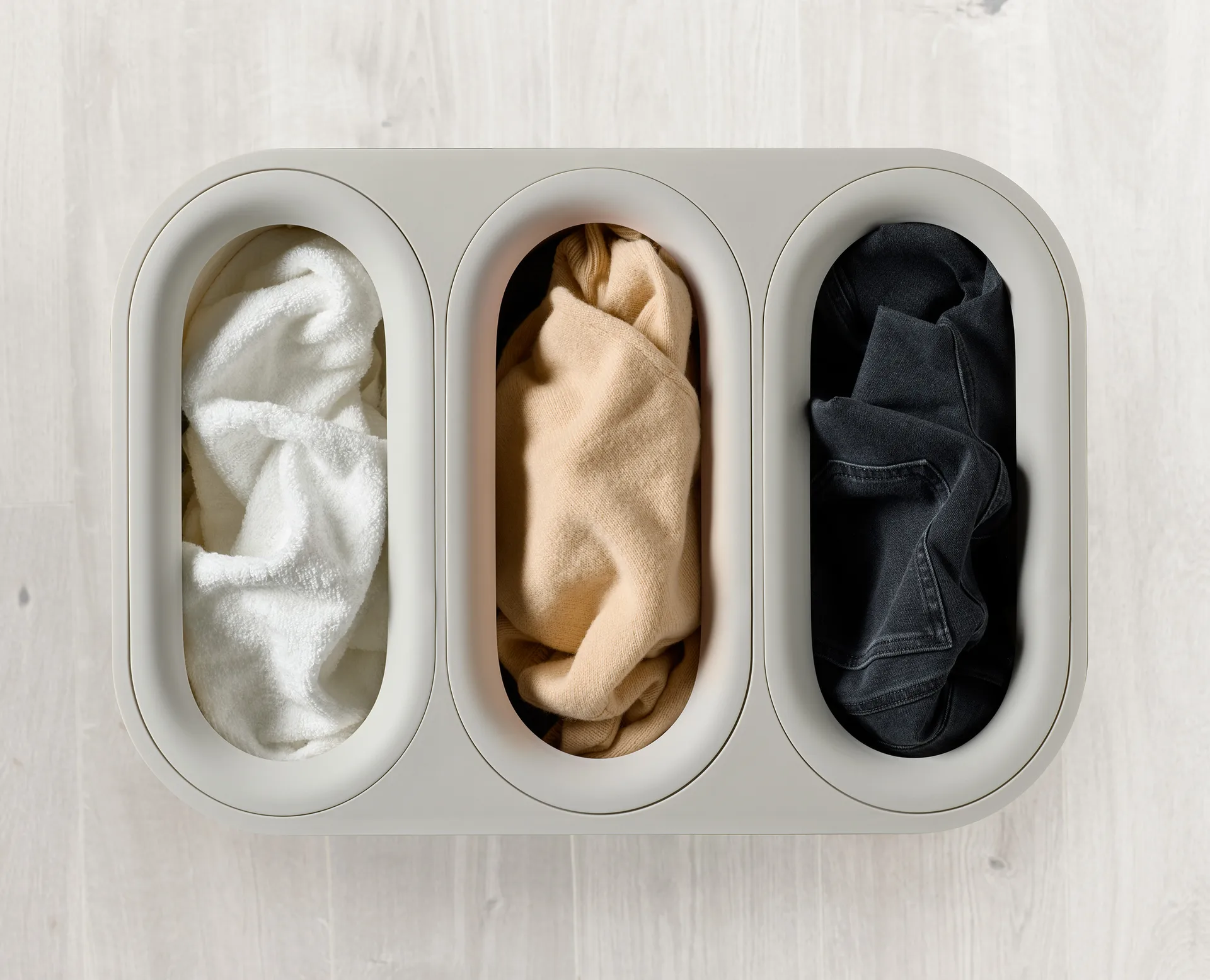 Tota Trio Luxe cesta de ropa 90 L, Ecru Joseph Joseph