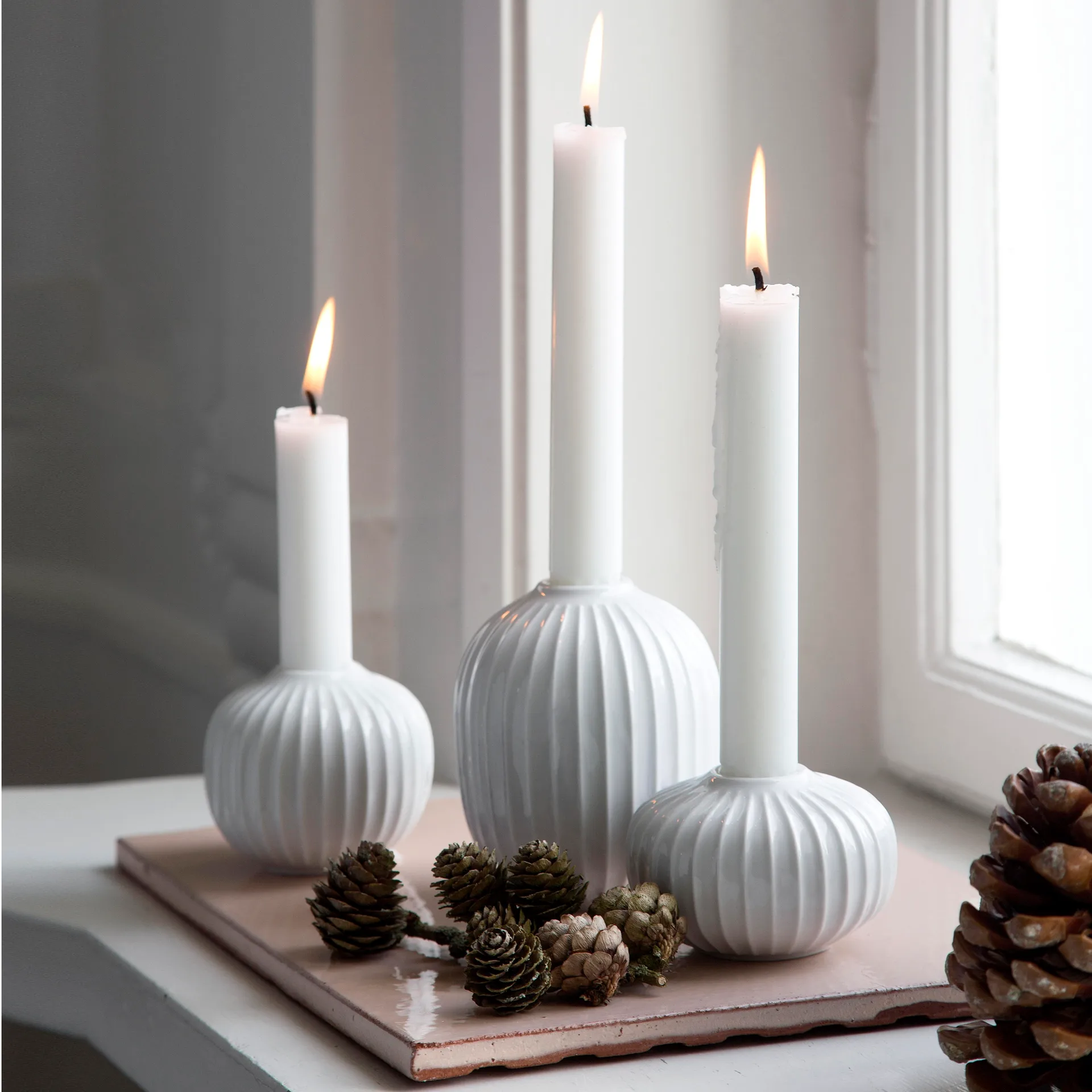 Candelabro Hammershøi pequeño, blanco Kähler