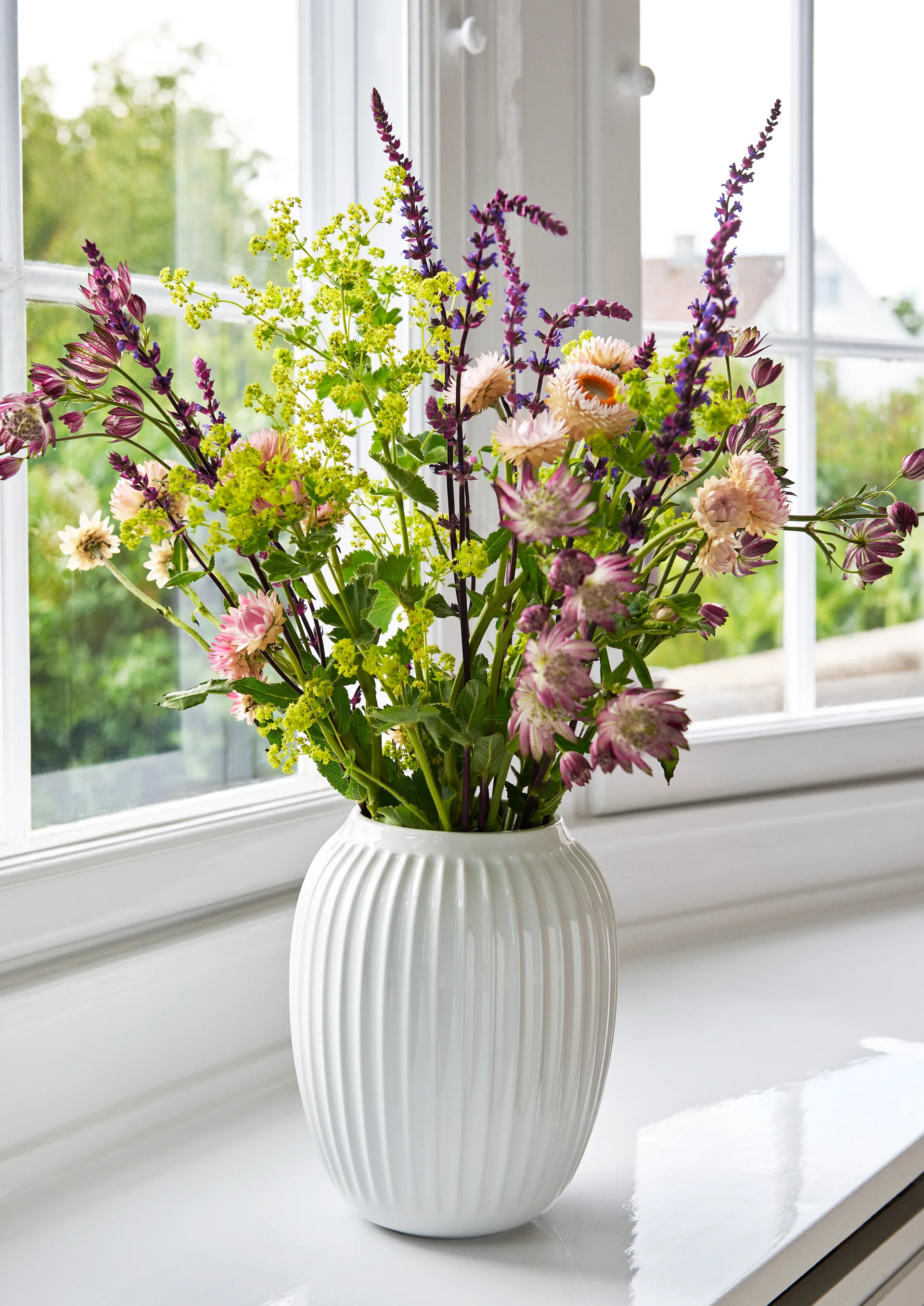 Florero Hammershøi mediano, blanco Kähler