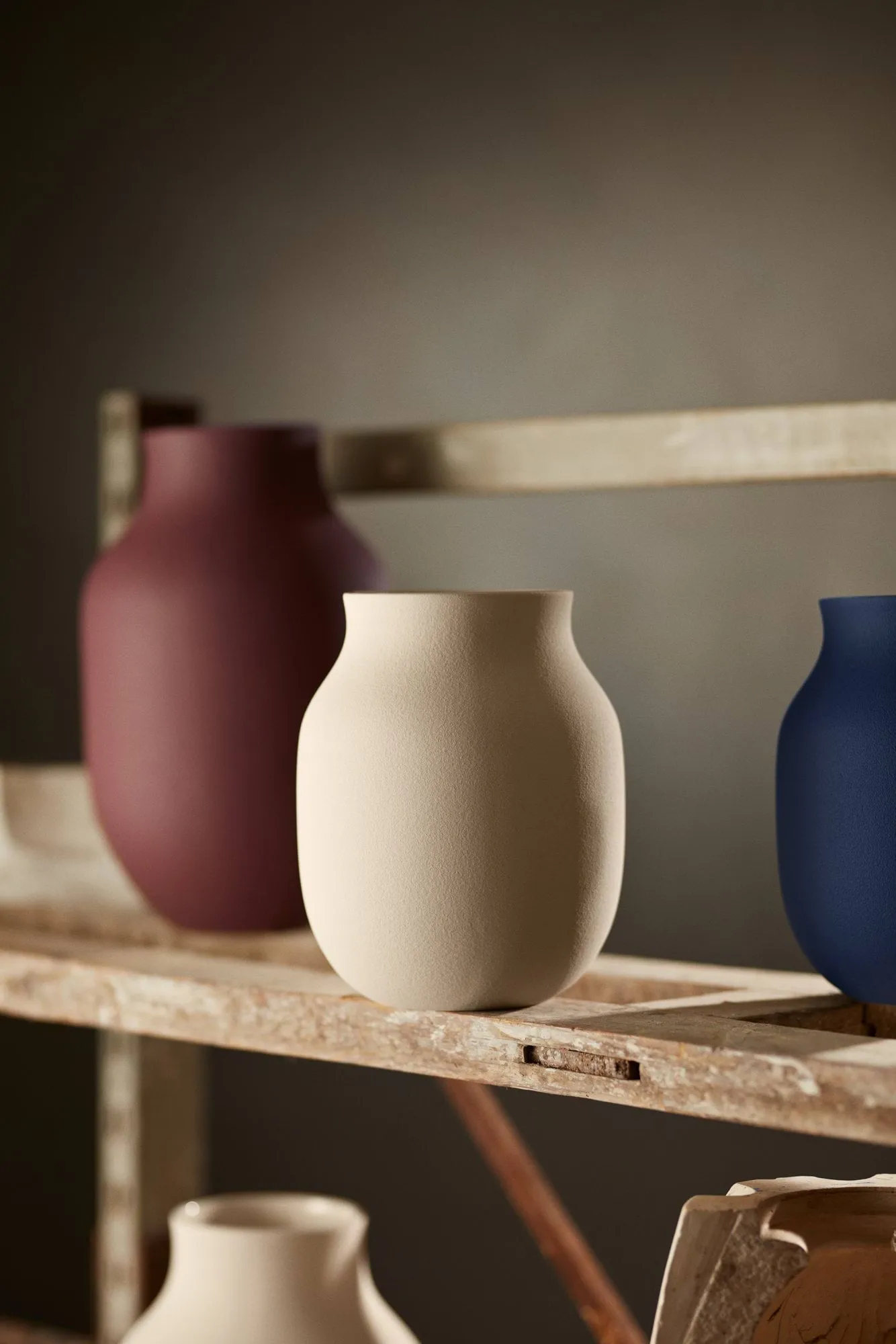 Jarrón Studio Omaggio, Arena, 20 cm Kähler