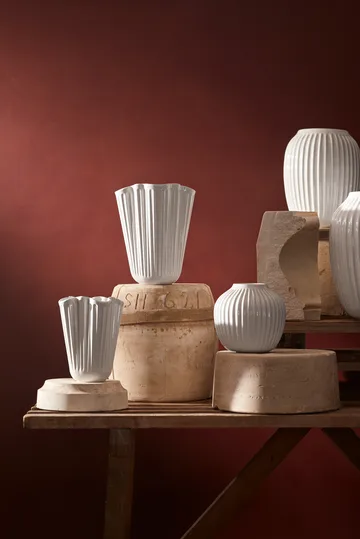 Jarrón unfold Hammershøi  - Blanco, 16,5 cm - Kähler