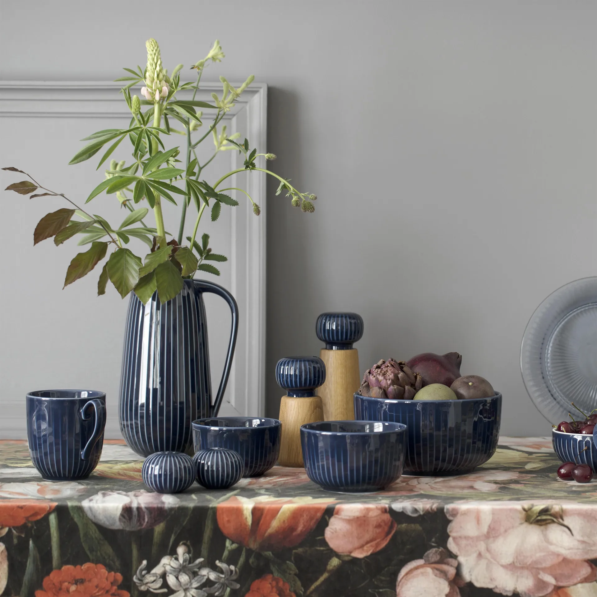 Molinillo de especias Hammershøi pequeño, Indigo, 14 cm Kähler