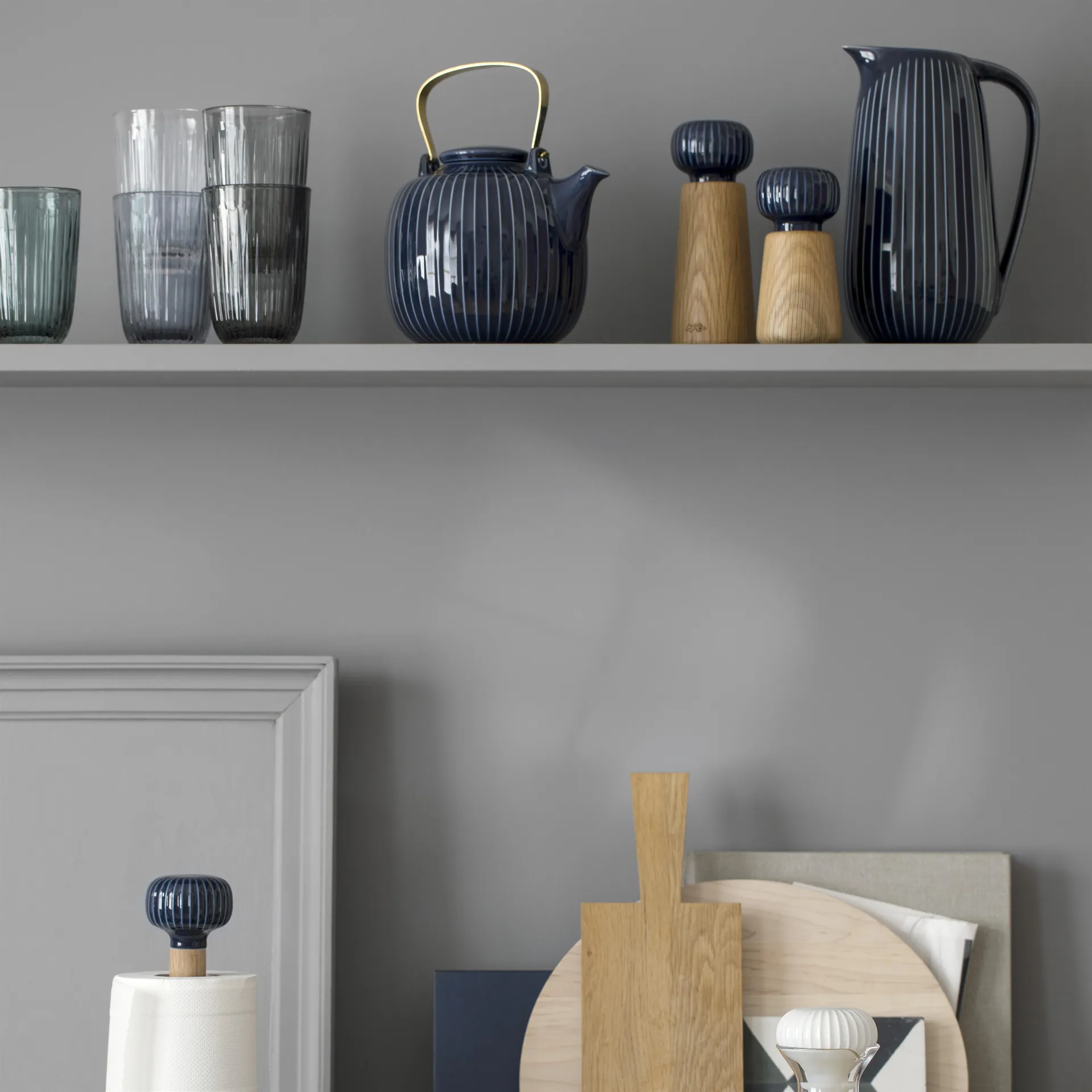 Molinillo de especias Hammershøi pequeño, Indigo, 14 cm Kähler