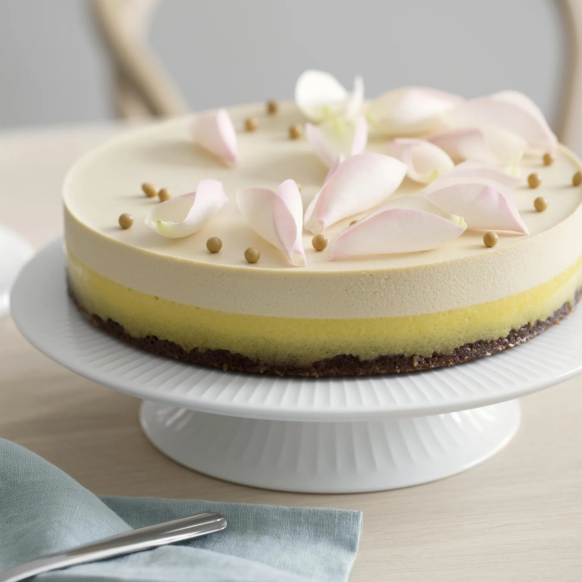 Plato de tarta con pie Hammershøi Ø30 cm, blanco Kähler