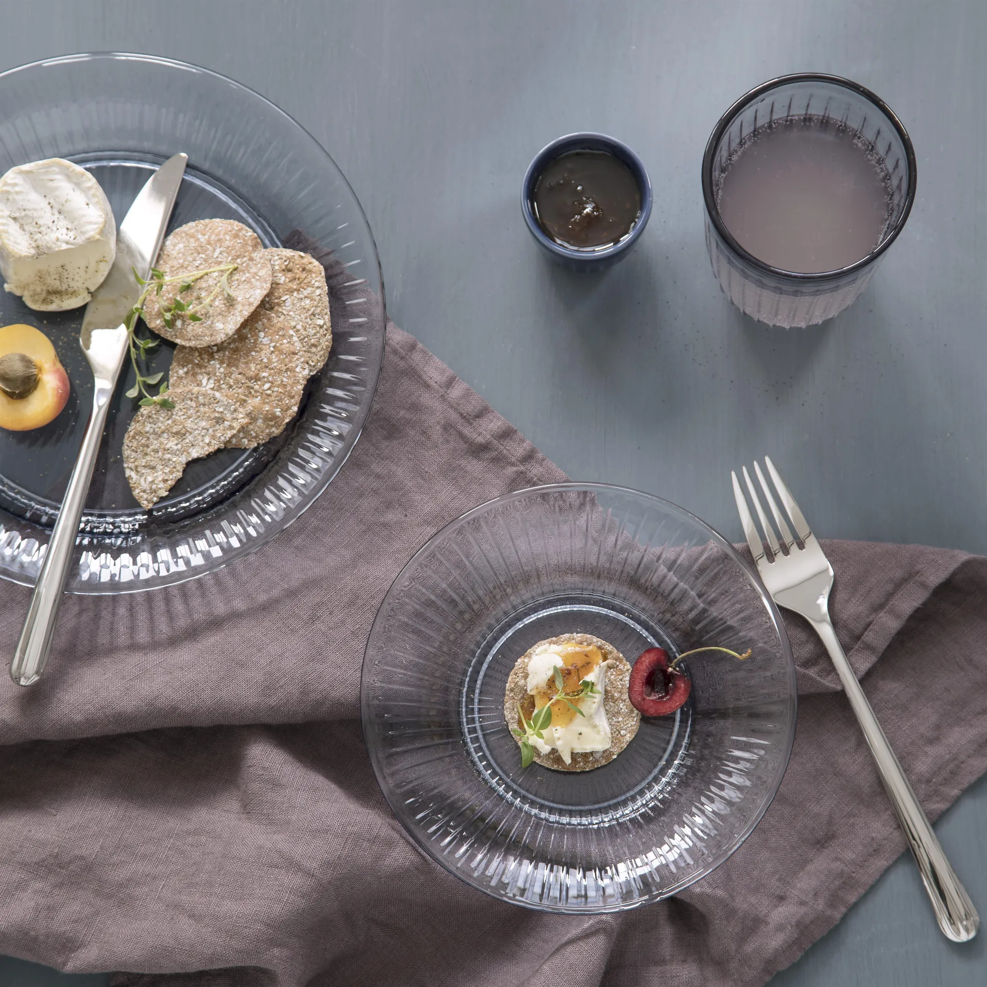 Plato de vidrio Hammershøi Ø17 cm, transparente Kähler