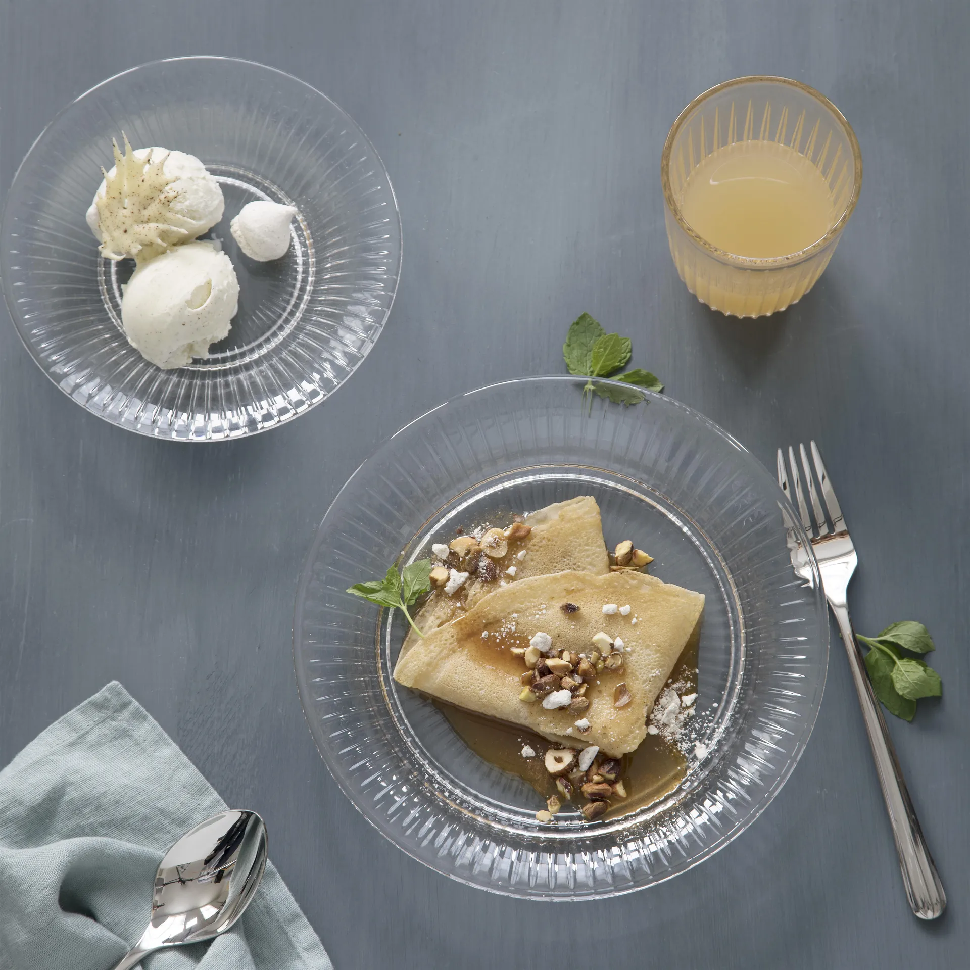 Plato de vidrio Hammershøi Ø17 cm, transparente Kähler