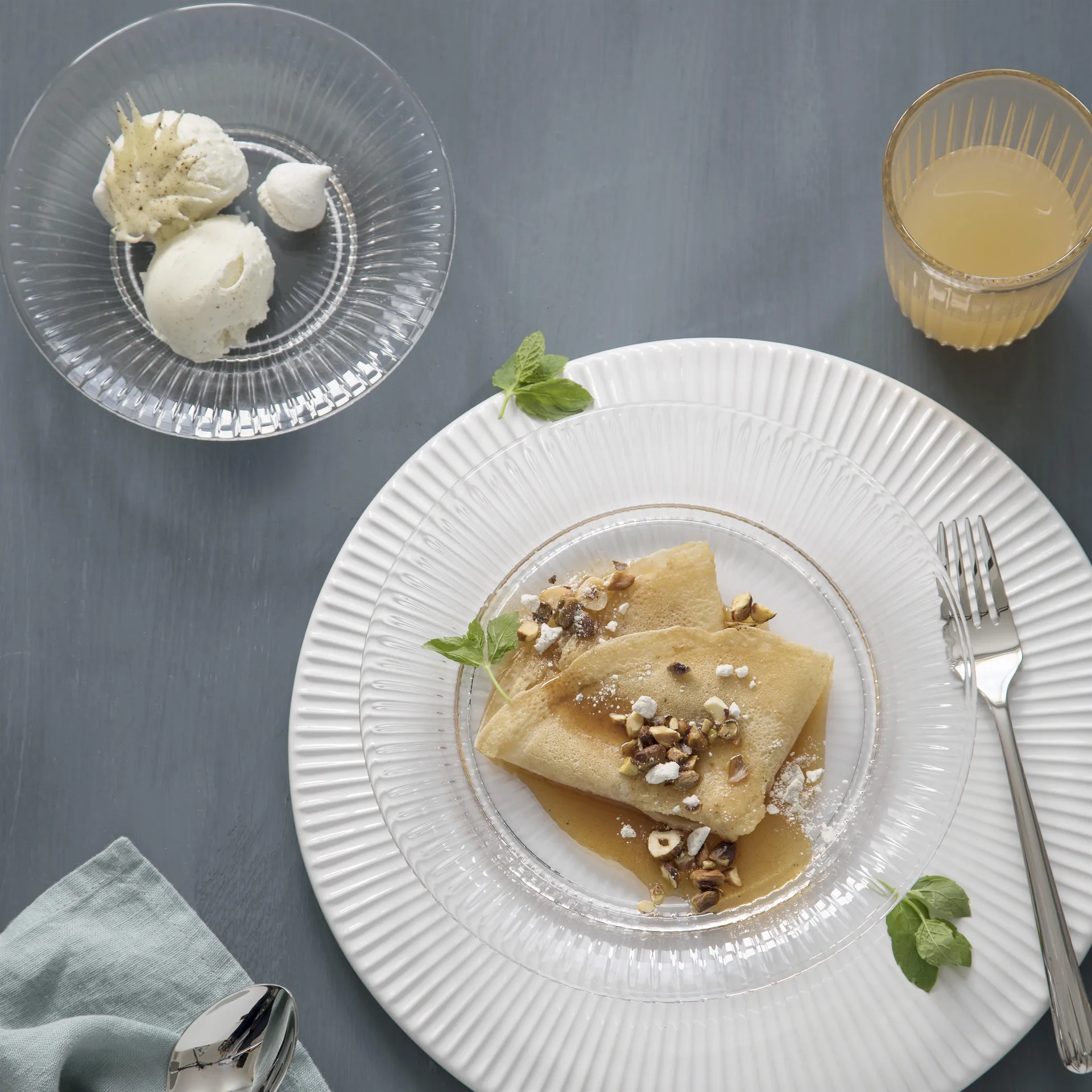 Plato de vidrio Hammershøi Ø17 cm, transparente Kähler