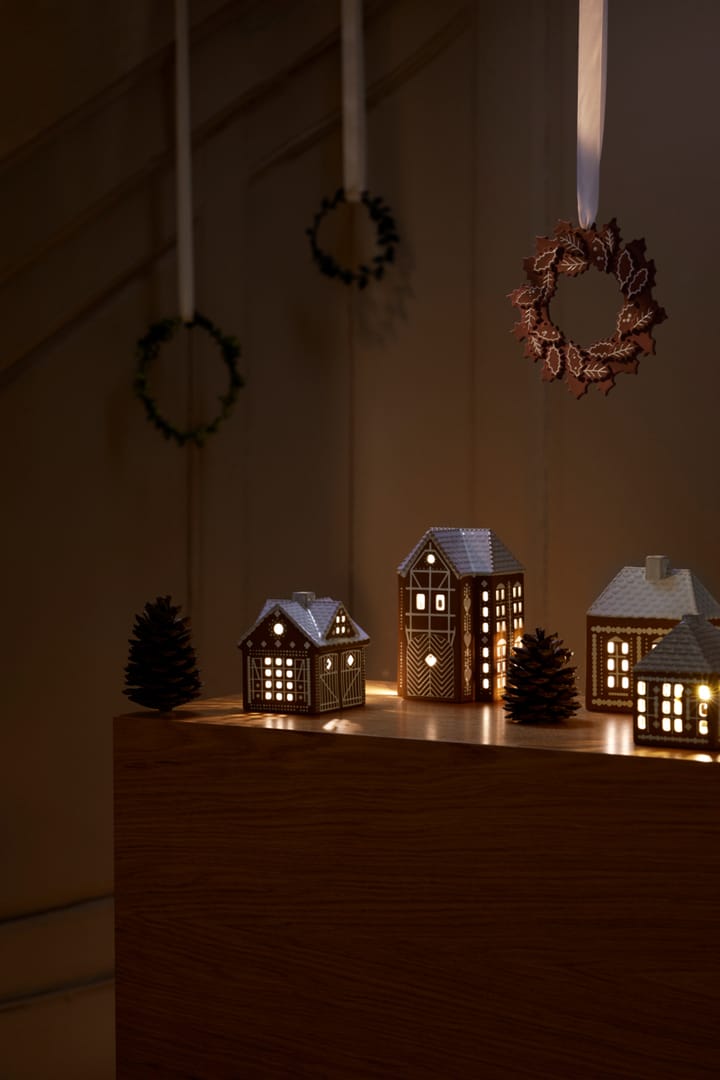 Portavelas Gingerbread casa, Christmas barn 11,5 cm Kähler