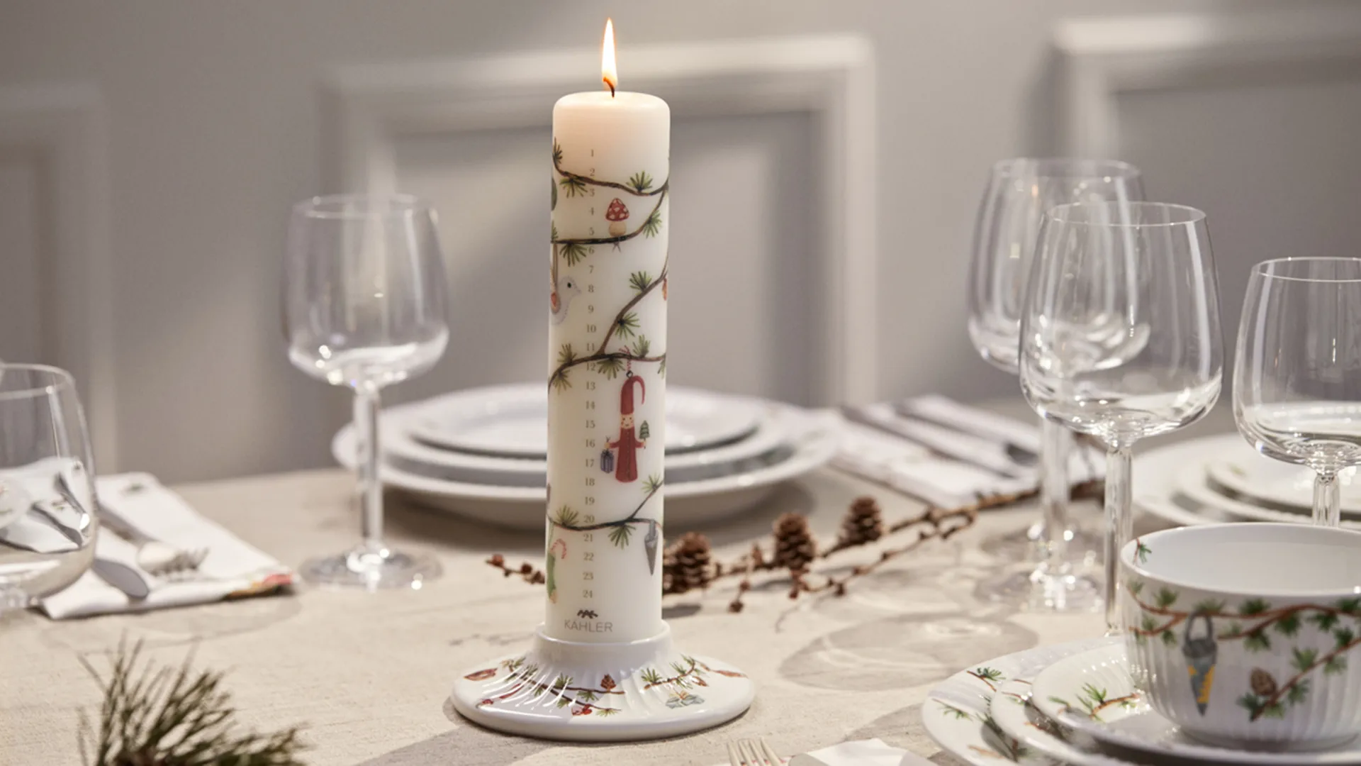 Vela de Adviento Hammershøi Christmas Ø5 cm, 2023 Kähler
