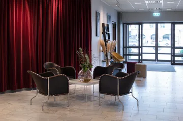 Butaca Bruno - Cuero de grano completo 9208 marrón cigarro - cromo - Källemo