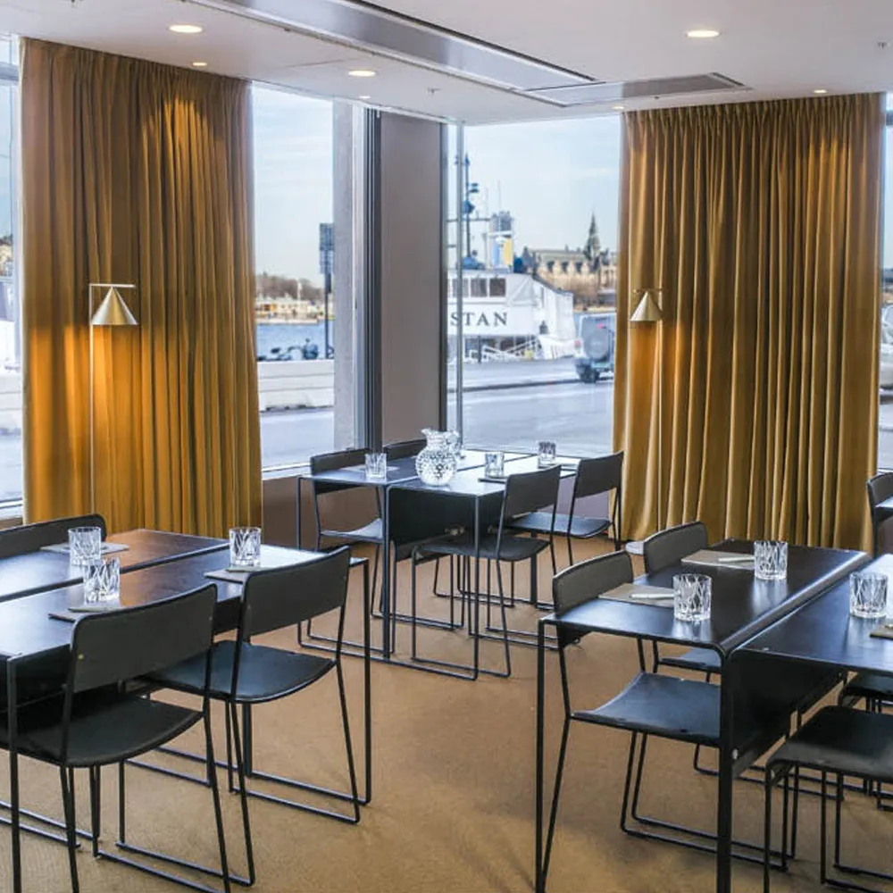 Escritorio Brokk, Negro Källemo