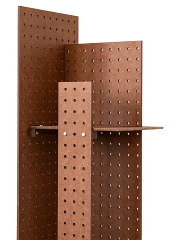 Estantería de pared FF02 The Perforated Furniture - Tablero de fibras duras-nogal, 28x24x128 cm - Källemo