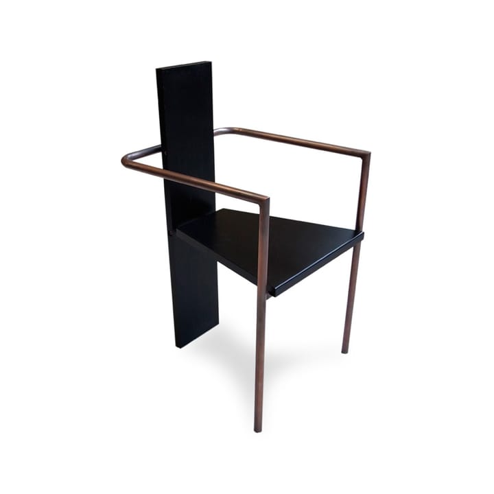 Silla con reposabrazos Concrete - Base negra con acabado cobrizo - Källemo