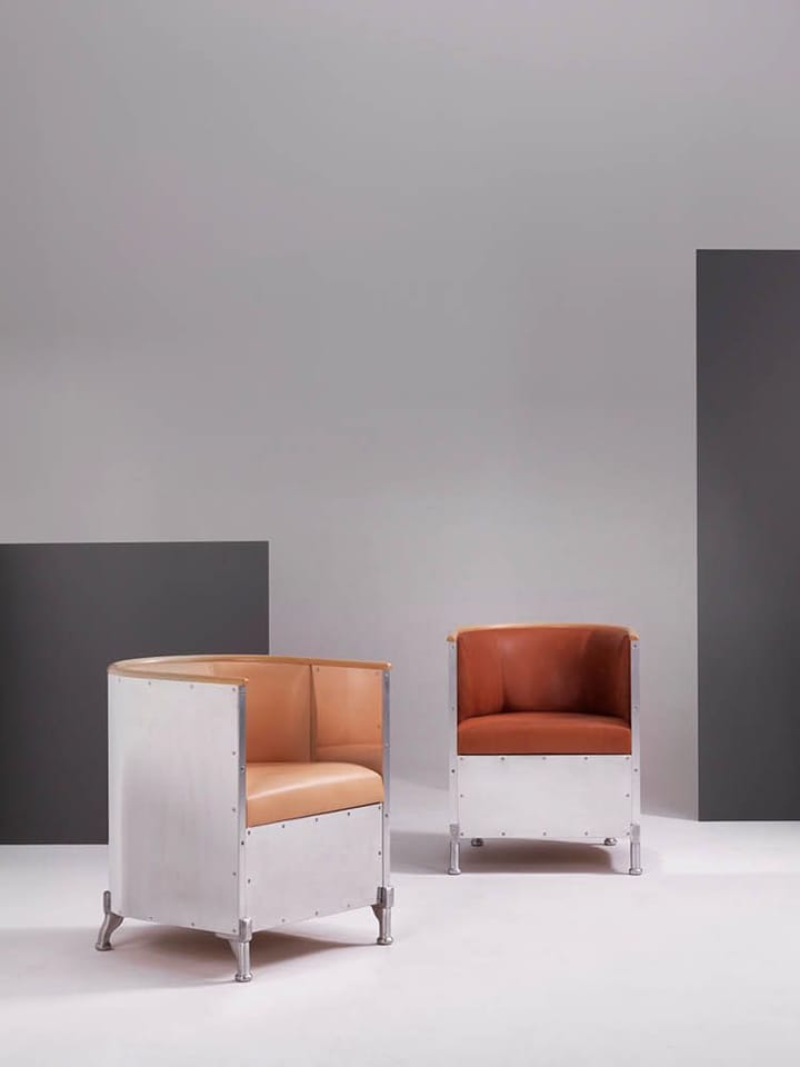 Sillón Aluminium cepillado mate, Cuero Tärnsjö negro - nogal Källemo