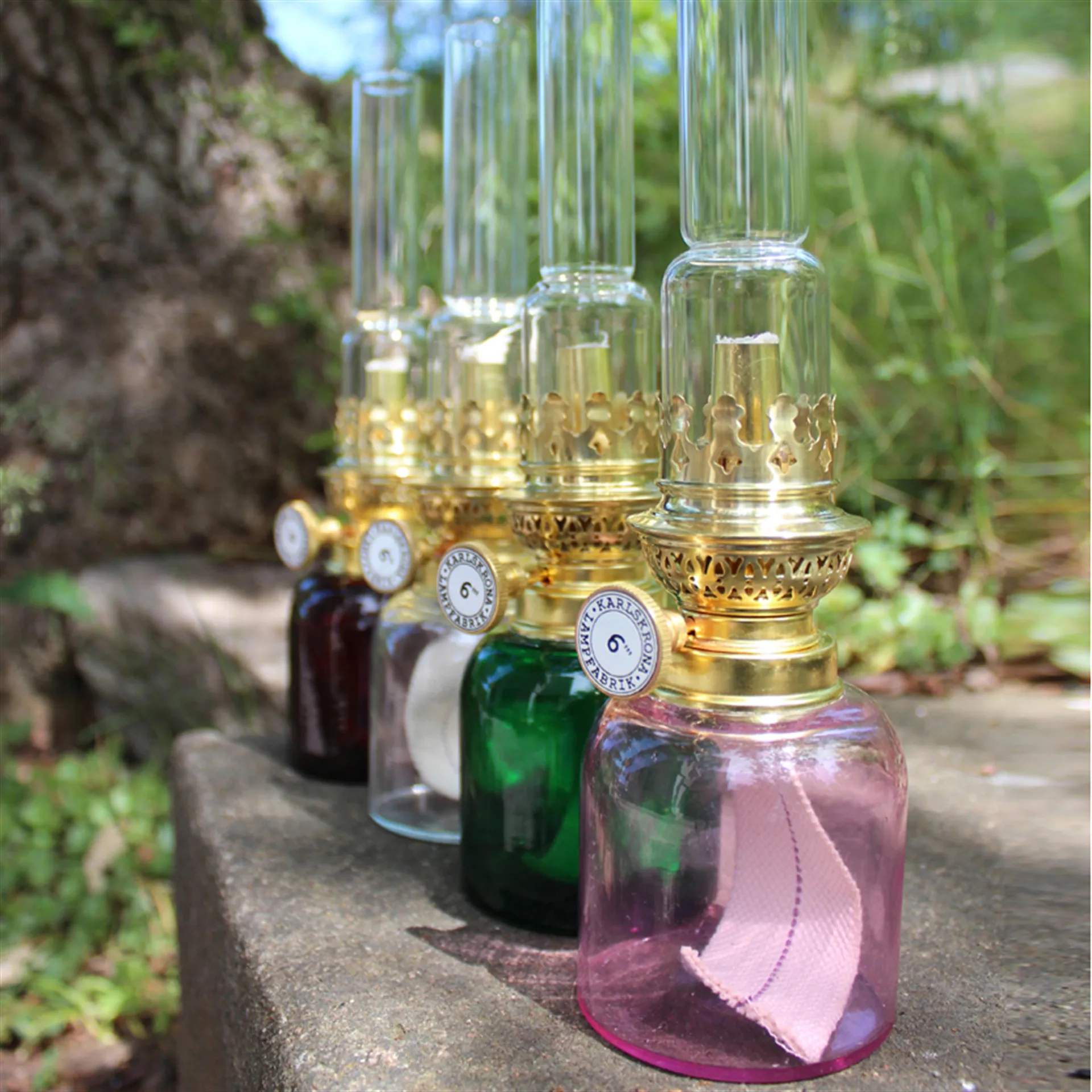 Lámpara de parafina Koholmen, rosa Karlskrona Lampfabrik