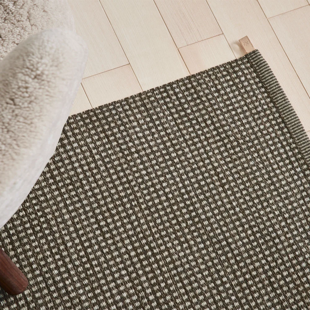 Alfombra de recibidor Dot Icon, Silver green 883 90x250 cm Kasthall