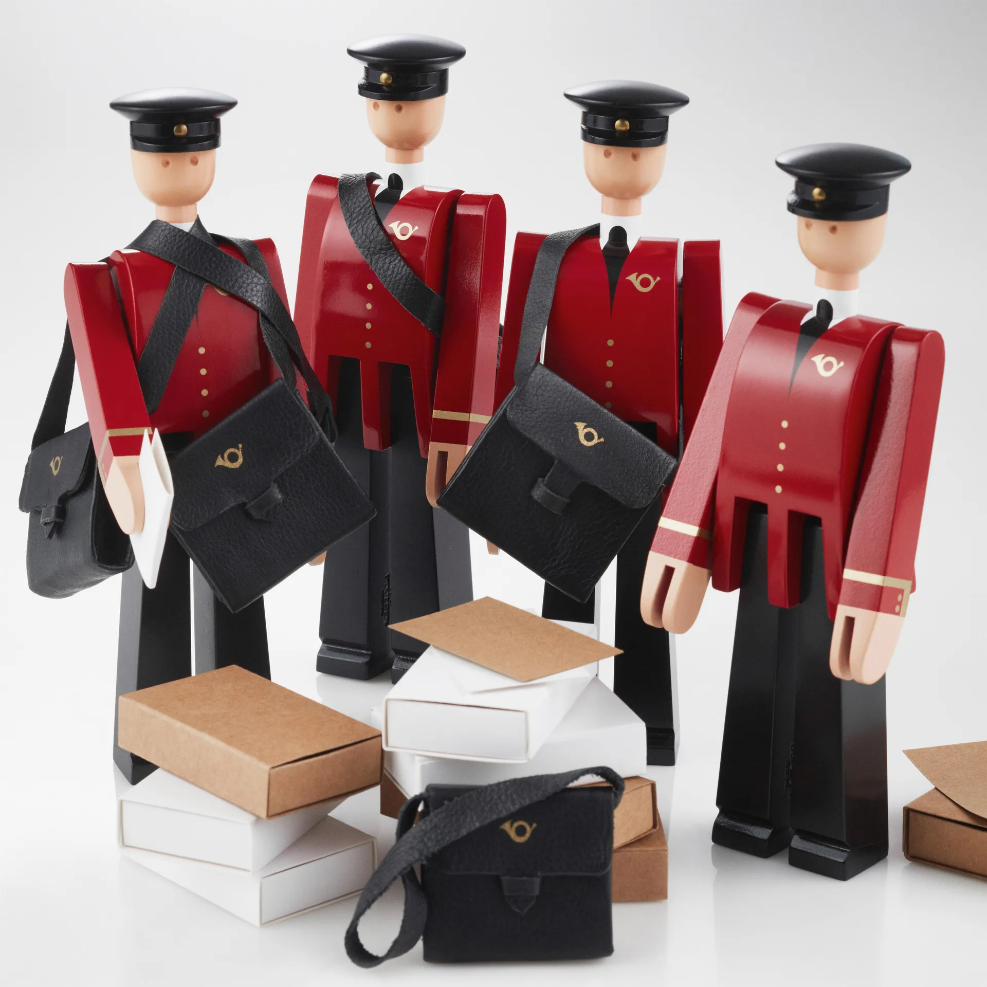 Figura cartero Einar Kay Bojesen, rojo-negro Kay Bojesen Denmark