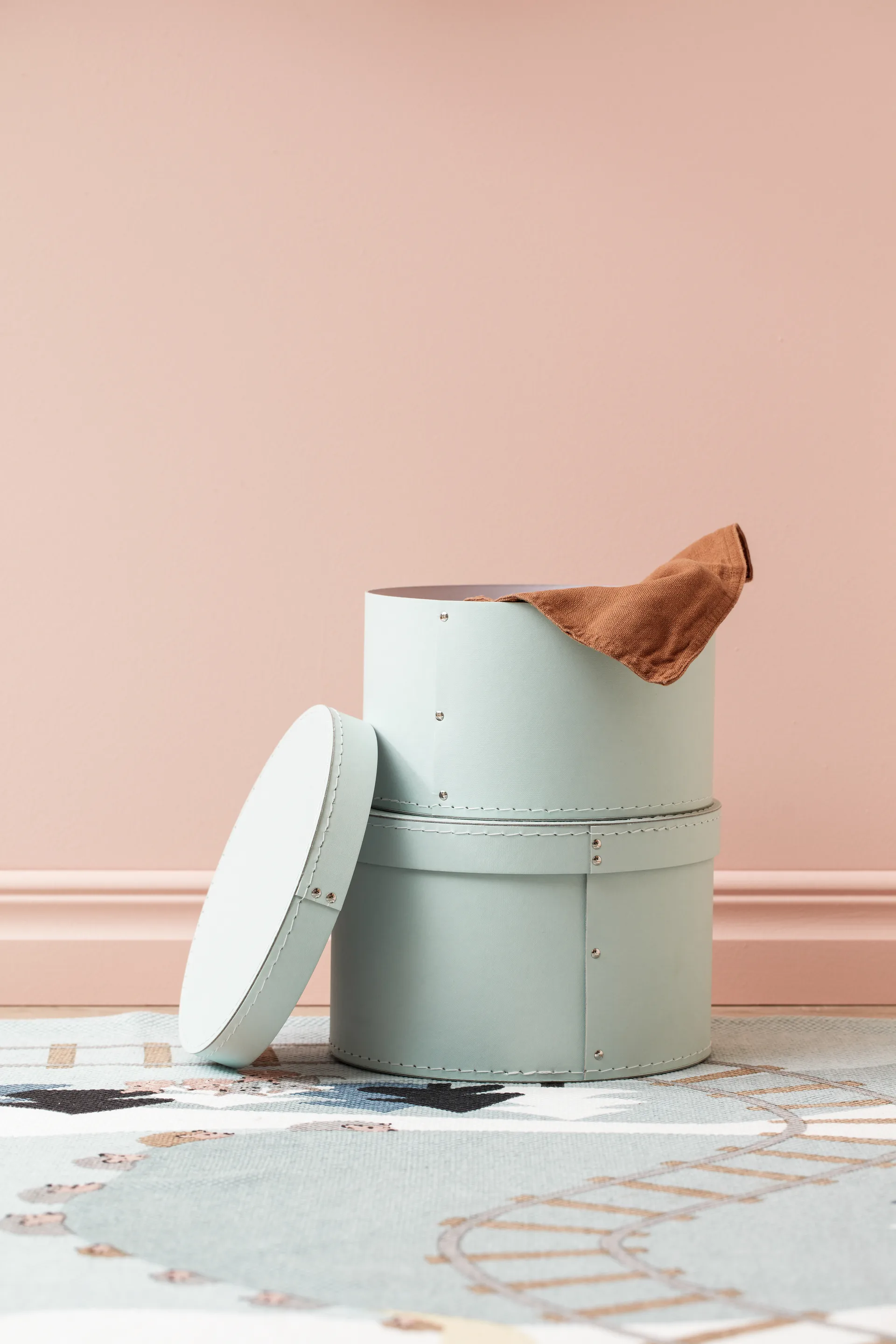 2 Cajas de almacenaje redondas Kid's Base, Verde claro Kid's Concept