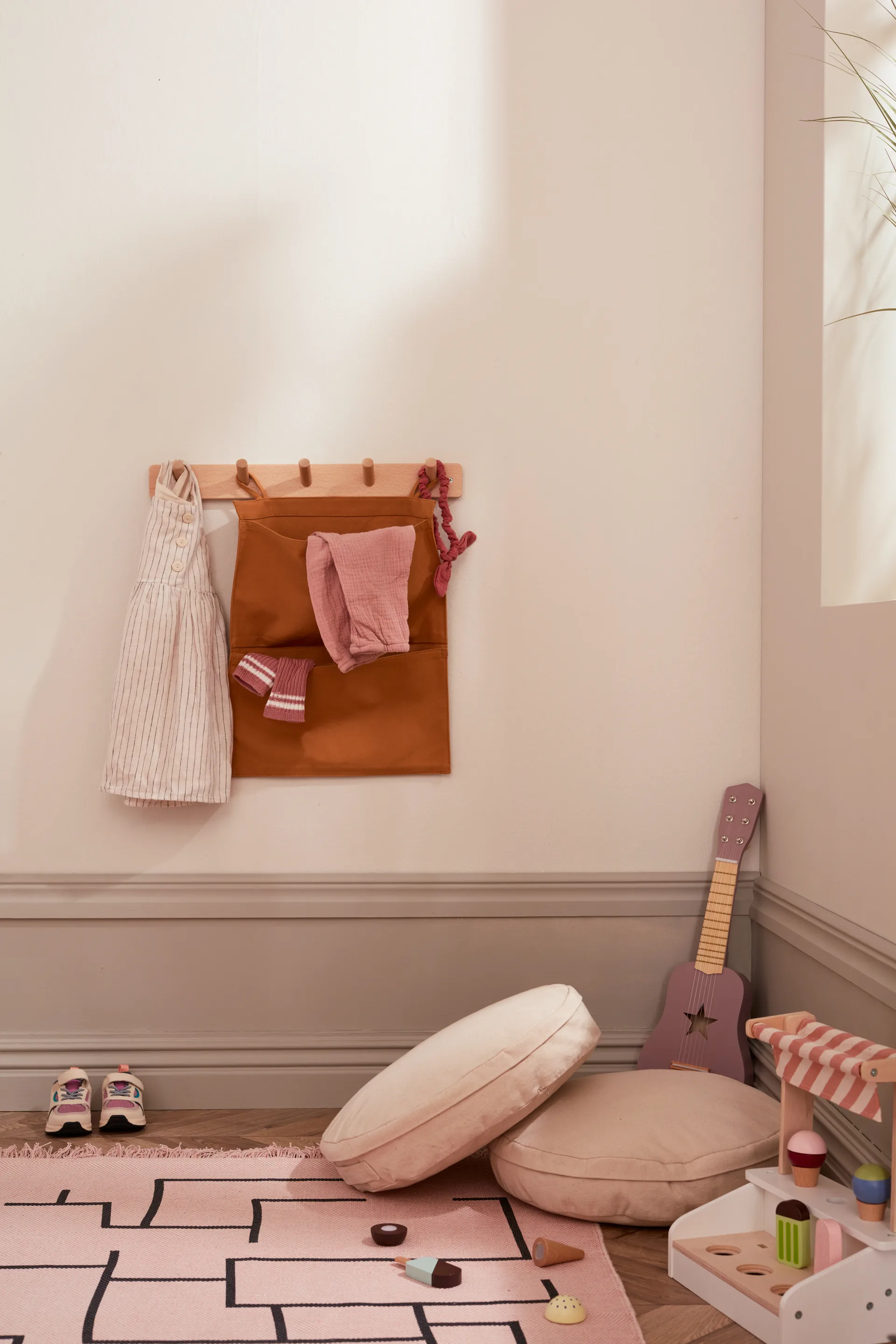 Perchero Saga, Haya Kid's Concept