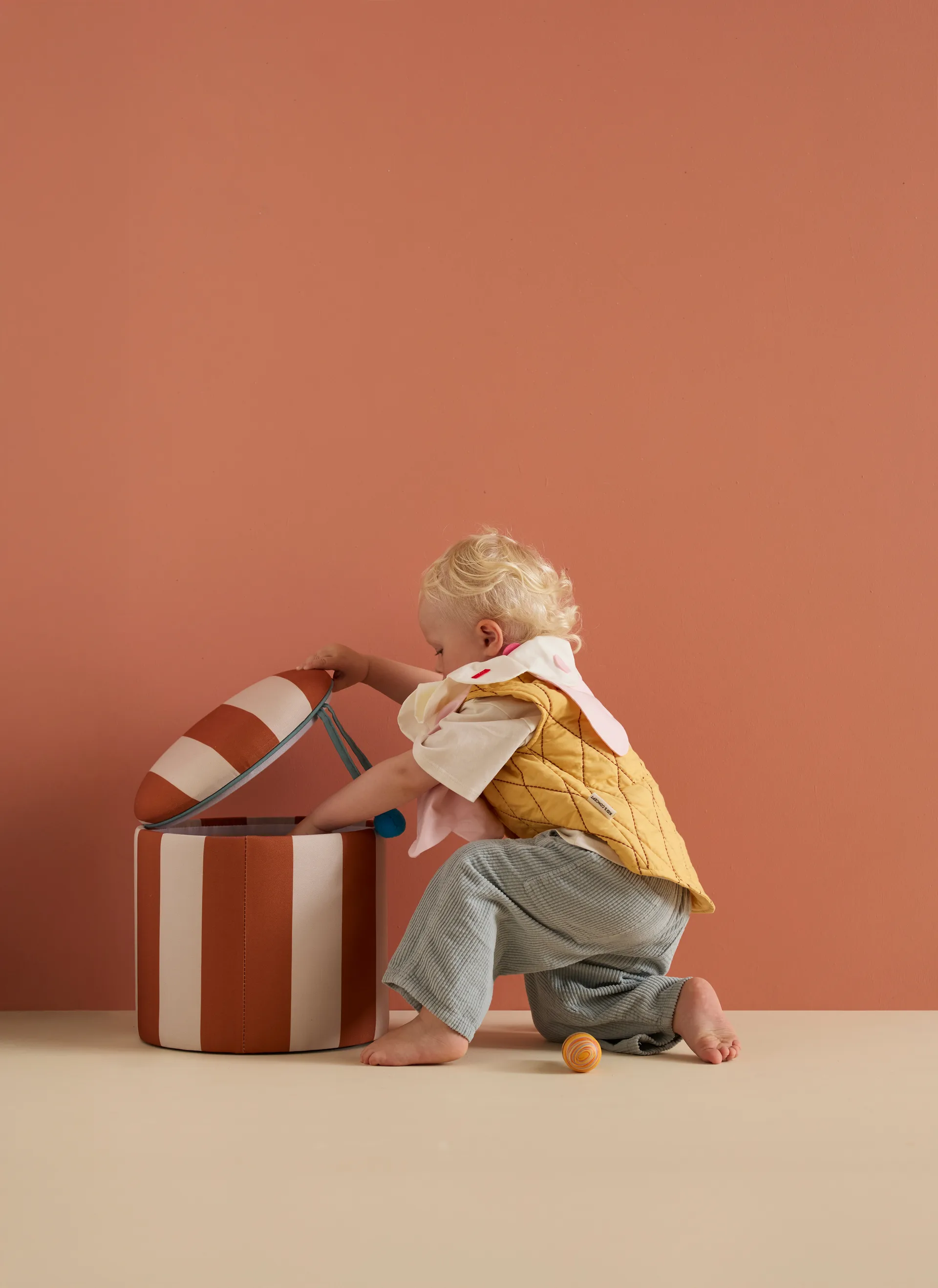 Puf cilíndrico con almacenaje, Marrón, Ø40 × 30,5 cm Kid's Concept