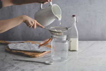 Tarro cuadrado con cierre de clip Kilner - Transparente, 1,5 L - Kilner