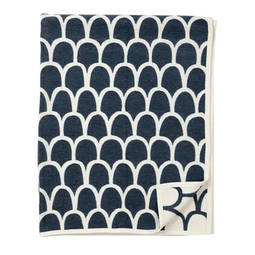 Manta de chenilla Feathers - azul profundo - Klippan Yllefabrik