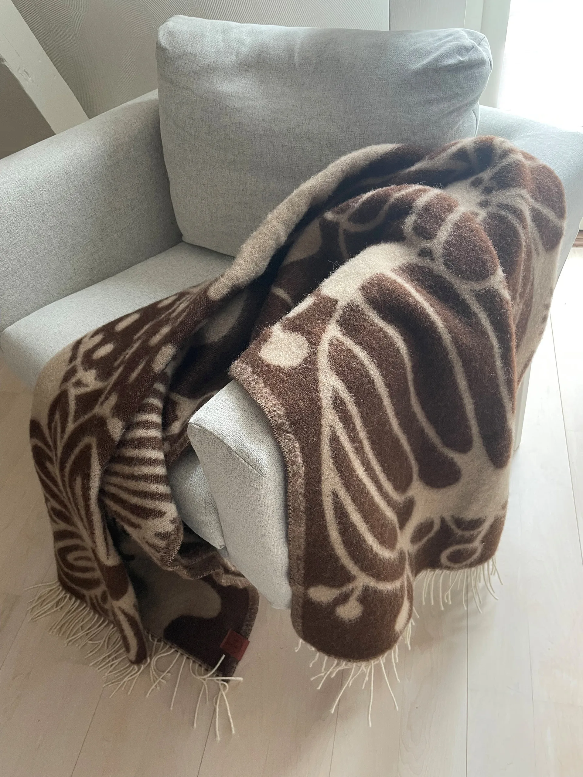 Manta de lana Blomranka, Brown-beige, 130x200 cm Klippan Yllefabrik