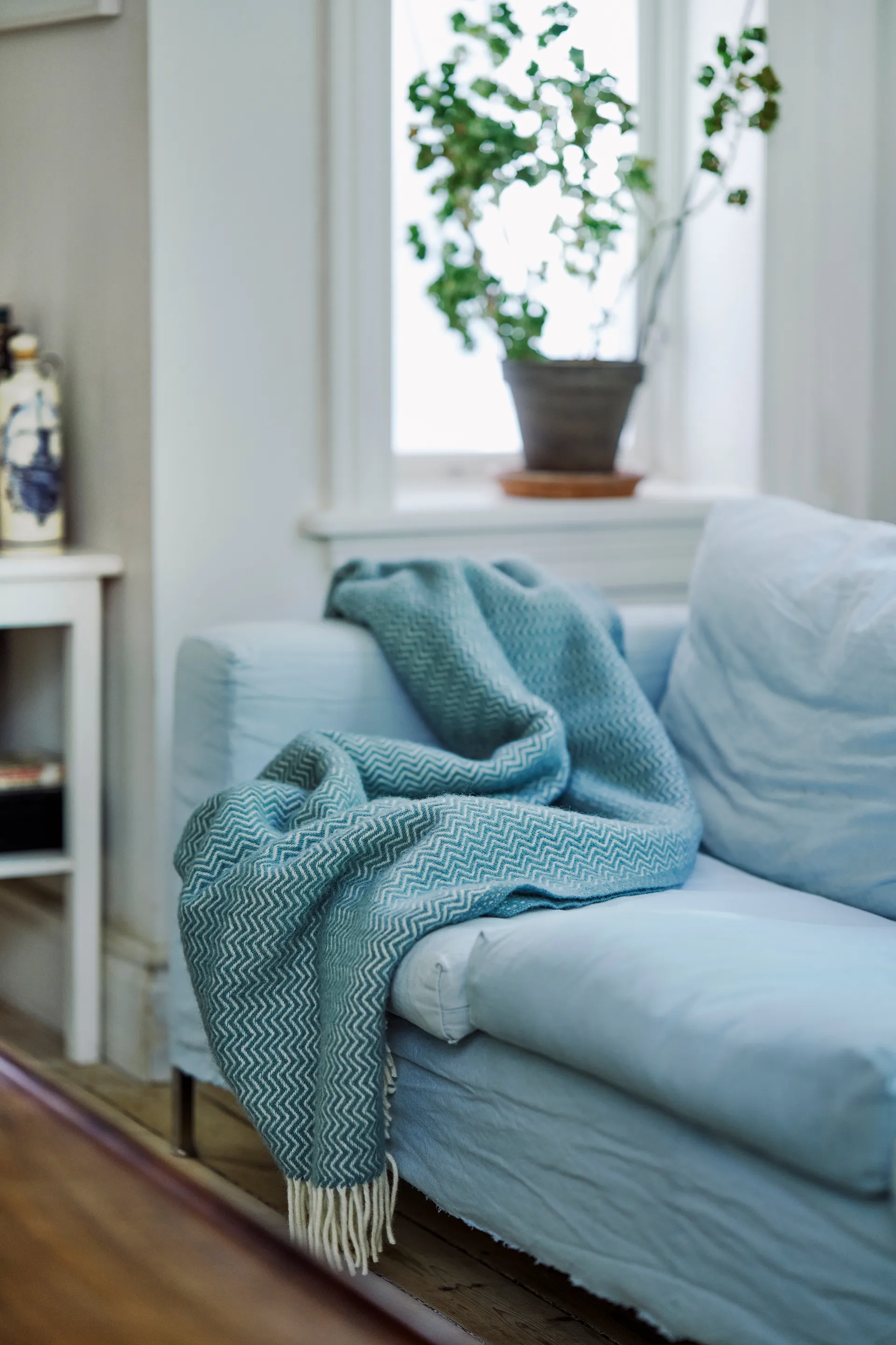 Manta de lana Sorbet 130x200 cm, Silky blue Klippan Yllefabrik