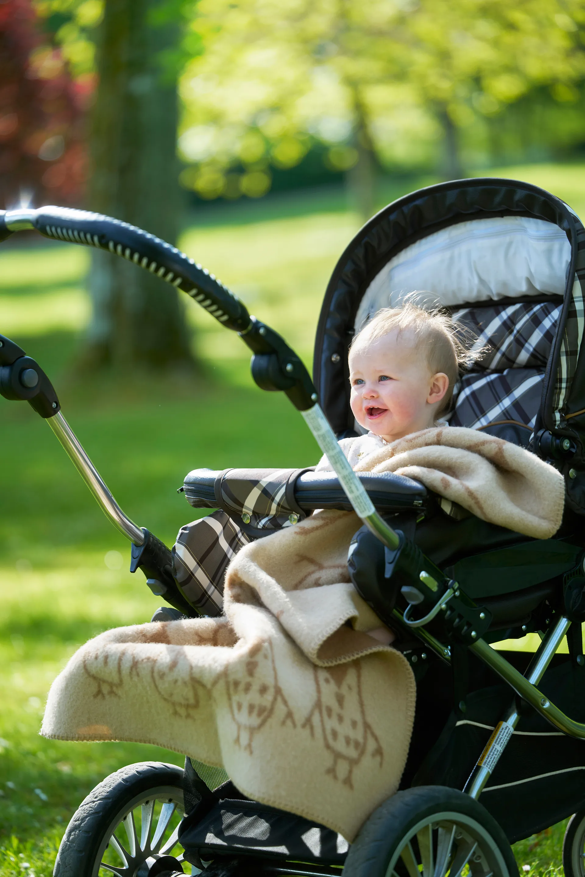 Manta de peluche Hand in hand 34x40 cm, Taupe Klippan Yllefabrik