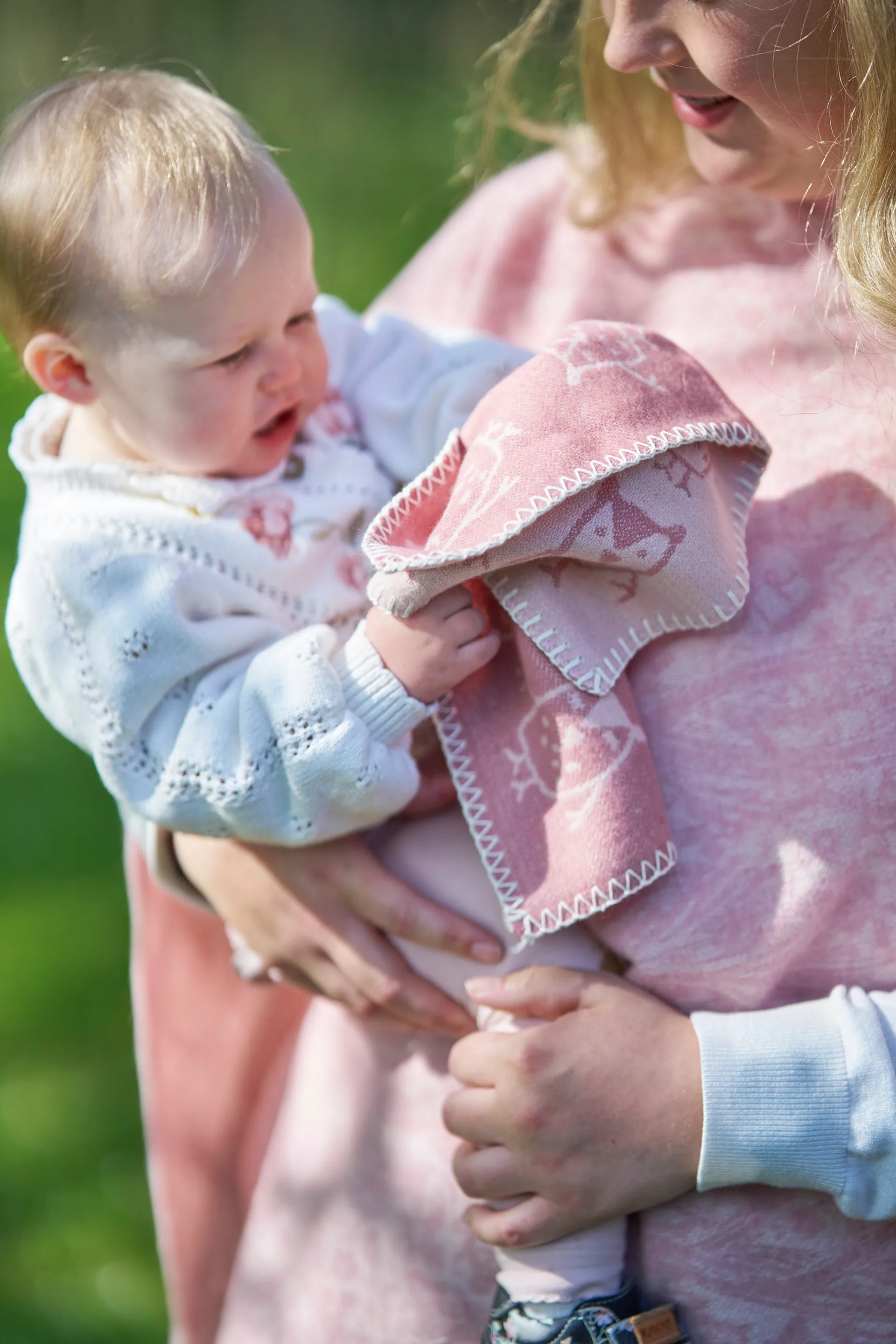 Plaid infantil Hand in hand 65x90 cm, Rose brown Klippan Yllefabrik