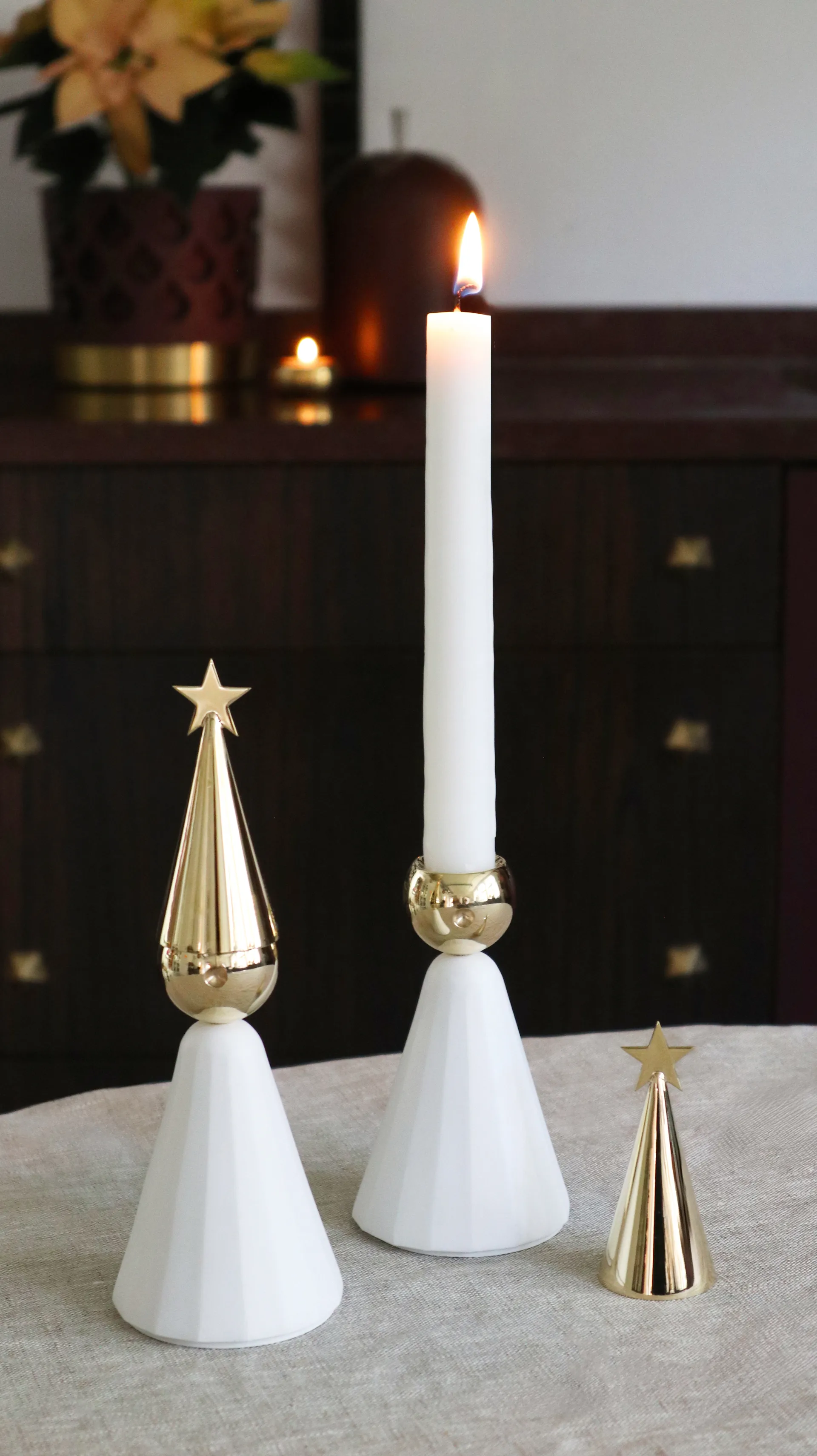 Candelabro Soprano, Blanco-latón KLONG