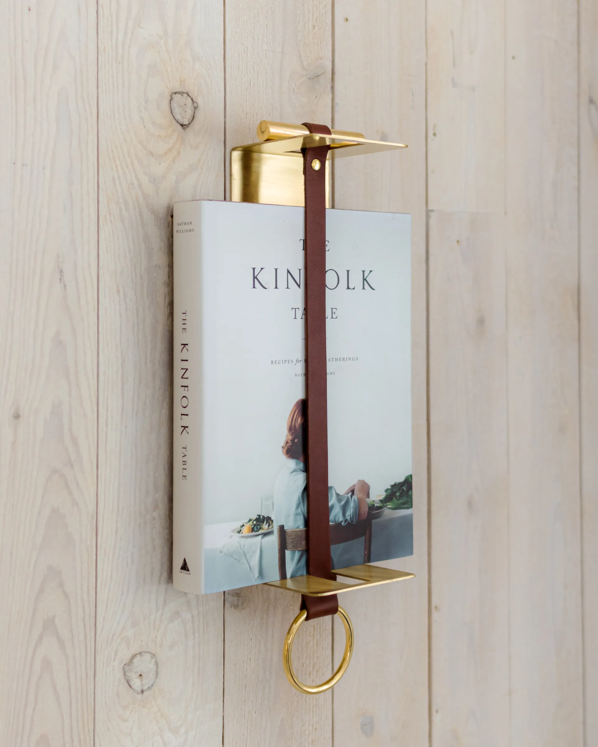 Estante de pared Strapp 10x33 cm, Latón KLONG