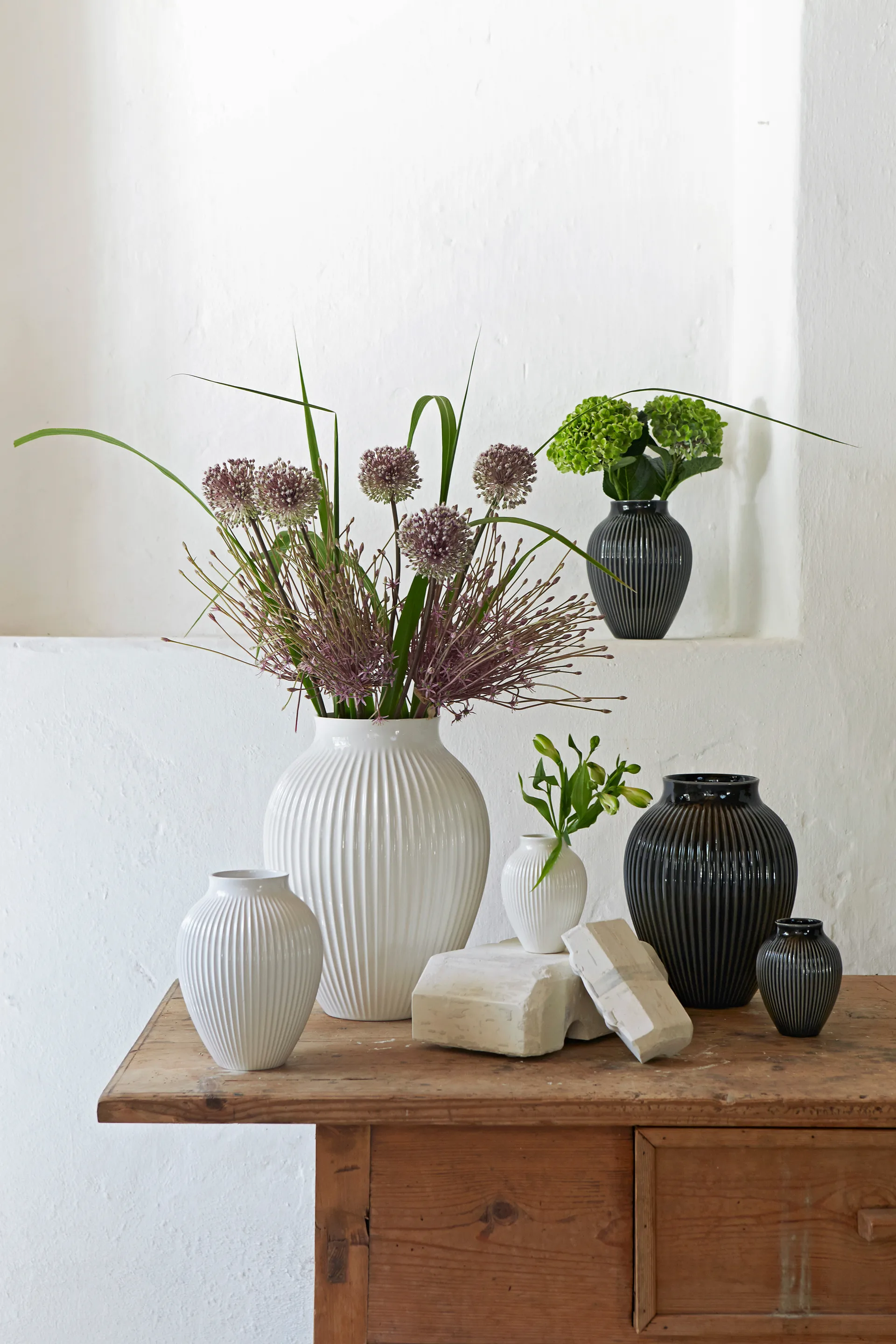 Jarrón Knabstrup acanalado 35 cm, blanco Knabstrup Keramik