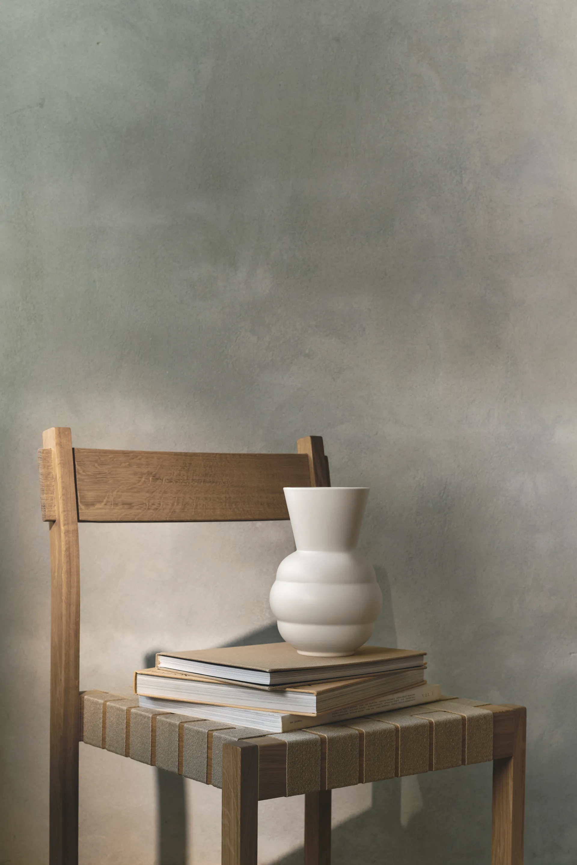 Jarrón Tortus Archie No1, 21 cm, White Knabstrup Keramik